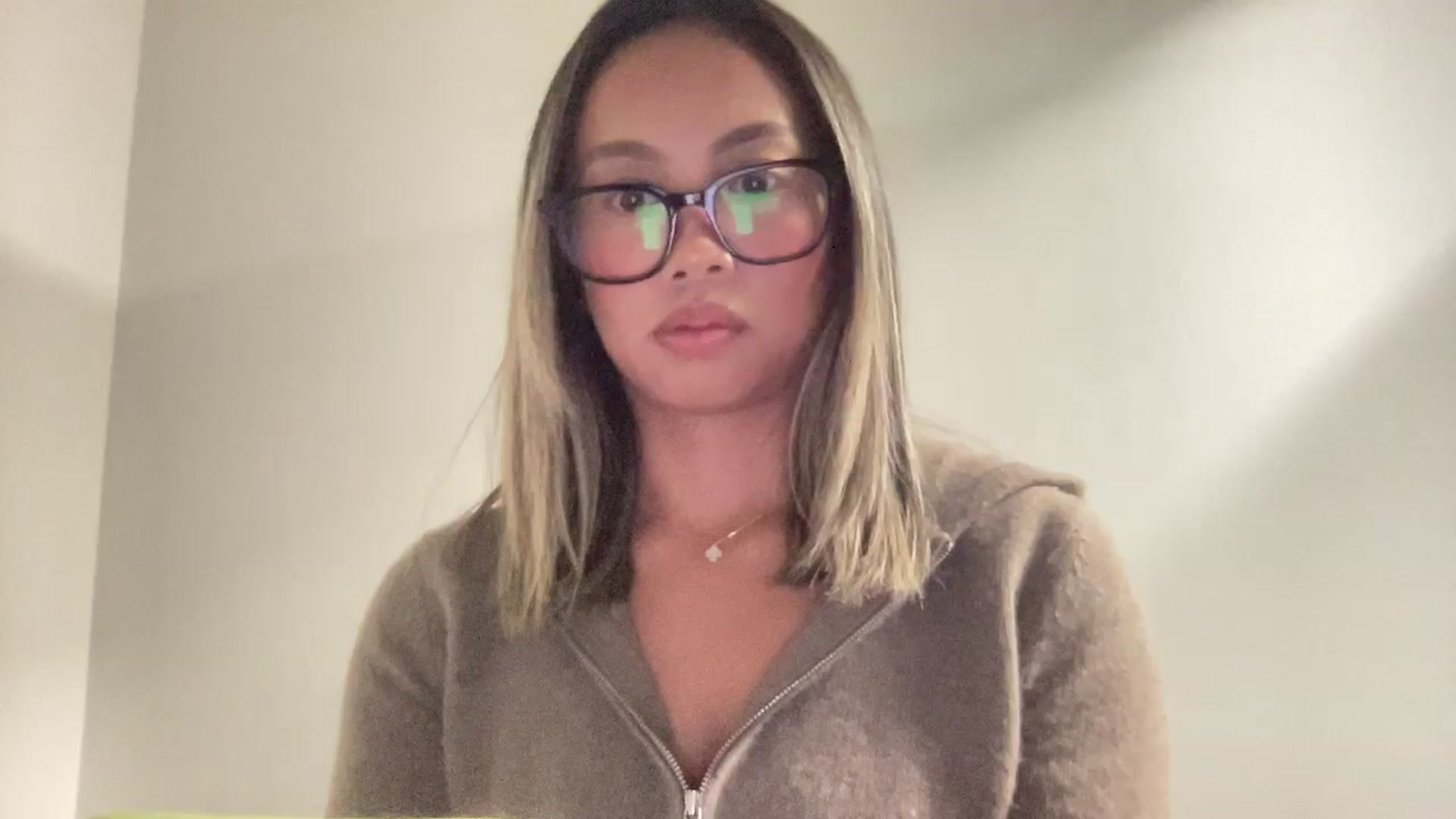 Gallery image thumbnail from UrBabyGirl's myfreecams stream on, 03/23/2026, 21:05 image 6 of 20