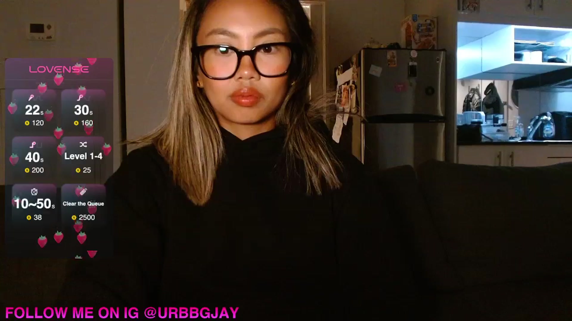 Gallery image thumbnail from UrBabyGirl's myfreecams stream on, 03/26/2026, 03:20 image 9 of 20