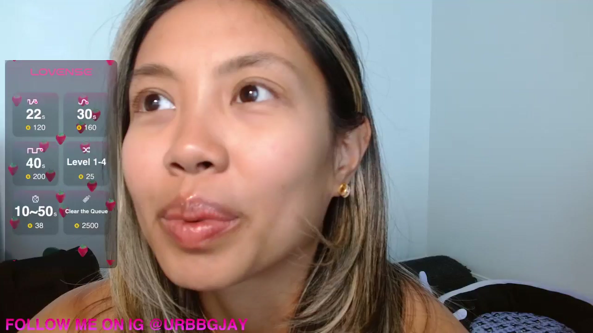 Gallery image thumbnail from UrBabyGirl's myfreecams stream on, 03/28/2026, 18:13 image 13 of 20