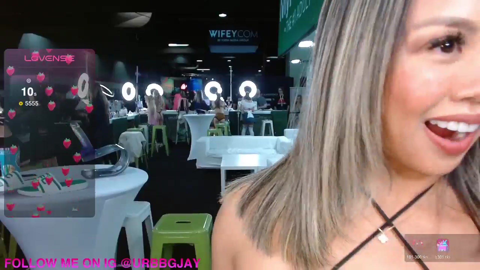 Gallery image thumbnail from UrBabyGirl's myfreecams stream on, 04/11/2026, 01:07 image 9 of 20