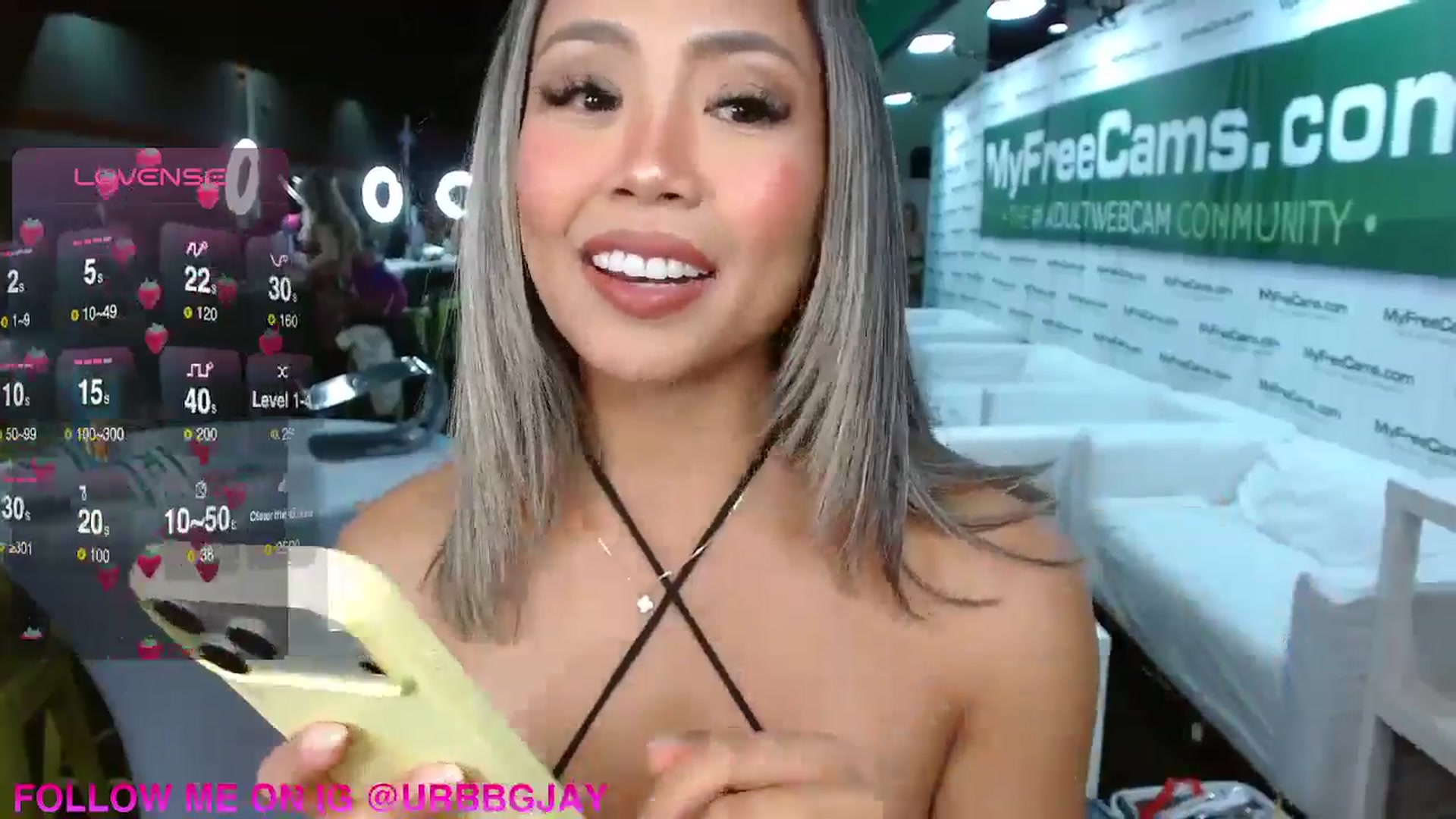 Gallery image thumbnail from UrBabyGirl's myfreecams stream on, 04/11/2026, 01:07 image 5 of 20