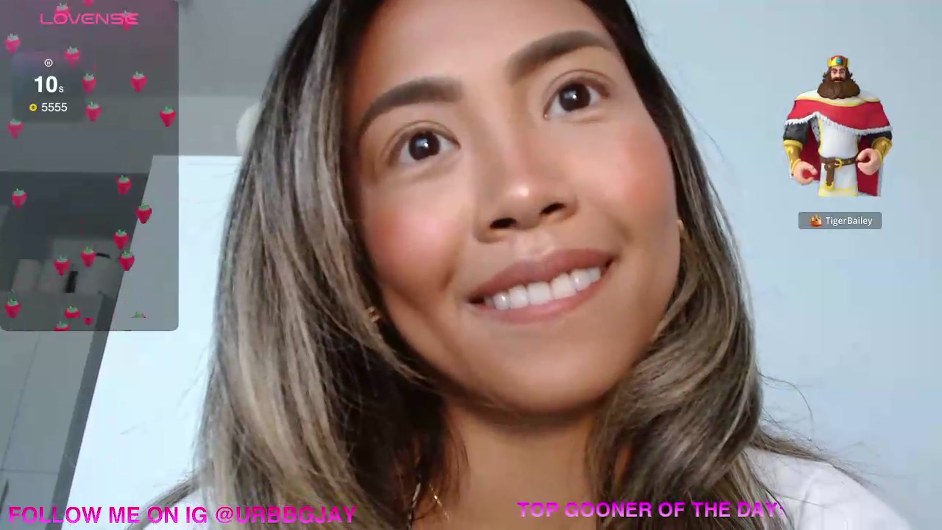 Gallery image thumbnail from UrBabyGirl's myfreecams stream on, 08/03/2026, 18:35 image 17 of 20