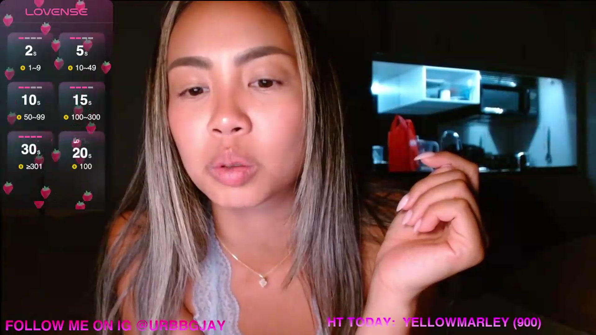 Gallery image thumbnail from UrBabyGirl's myfreecams stream on, 09/16/2026, 03:26 image 17 of 20