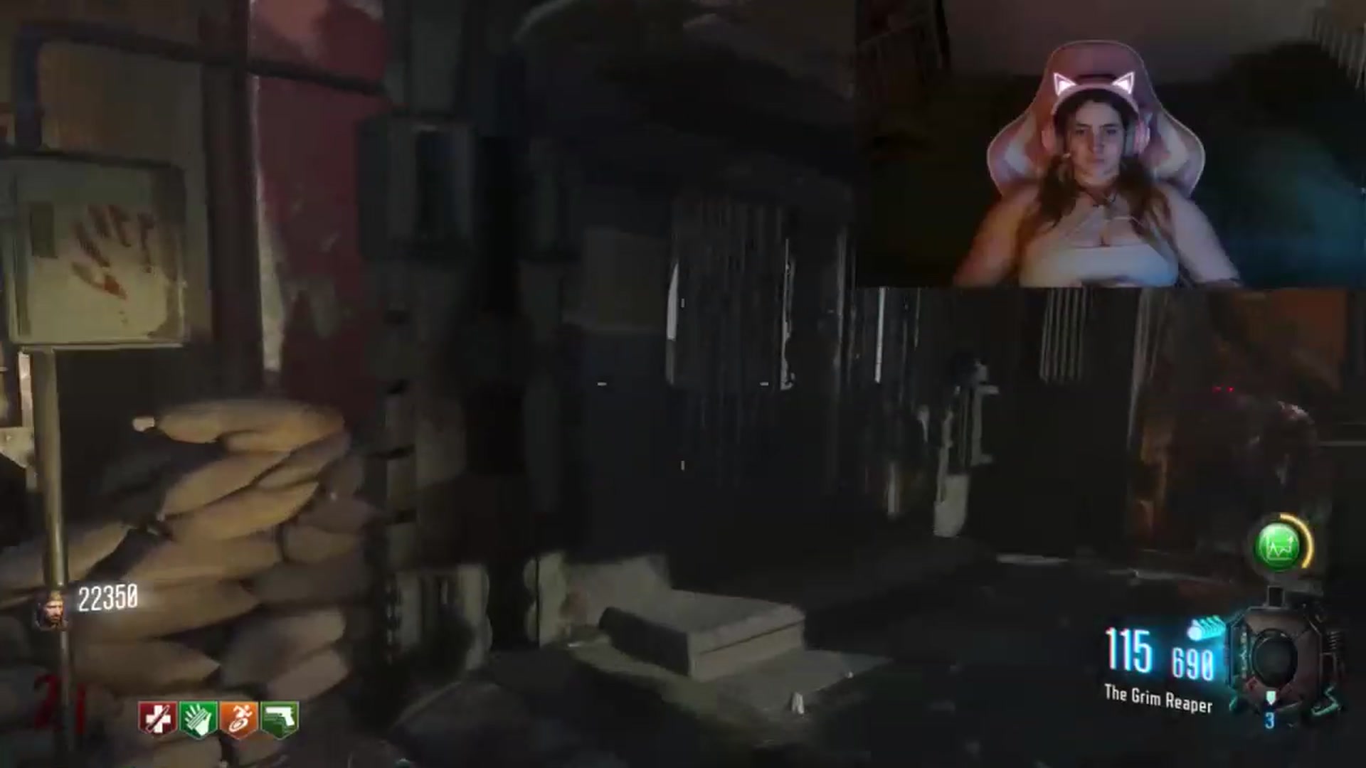 Gallery image thumbnail from UrGamerGirl's myfreecams stream on, 08/13/2023, 23:45 image 13 of 20