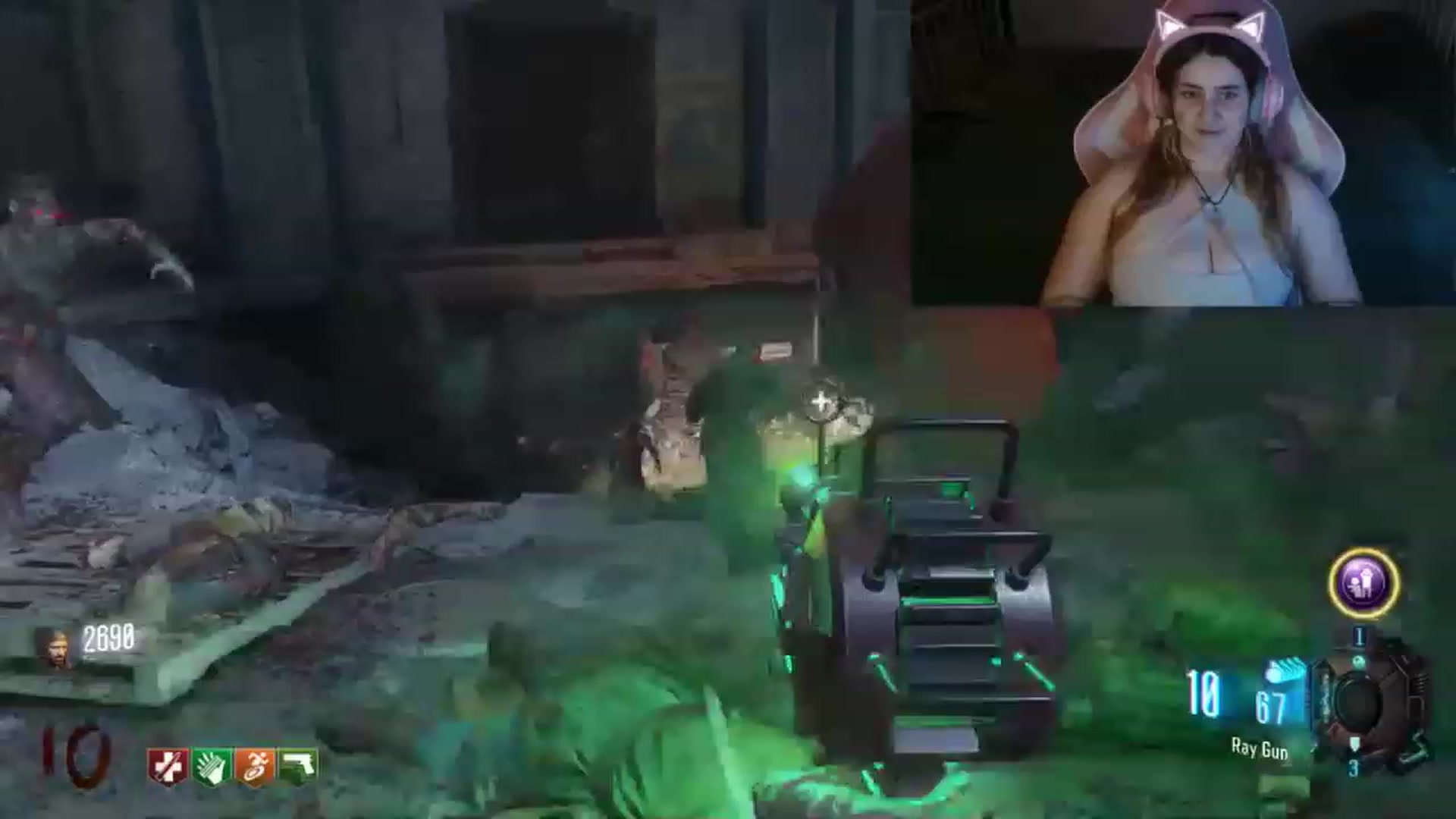Gallery image thumbnail from UrGamerGirl's myfreecams stream on, 08/13/2023, 23:45 image 2 of 20