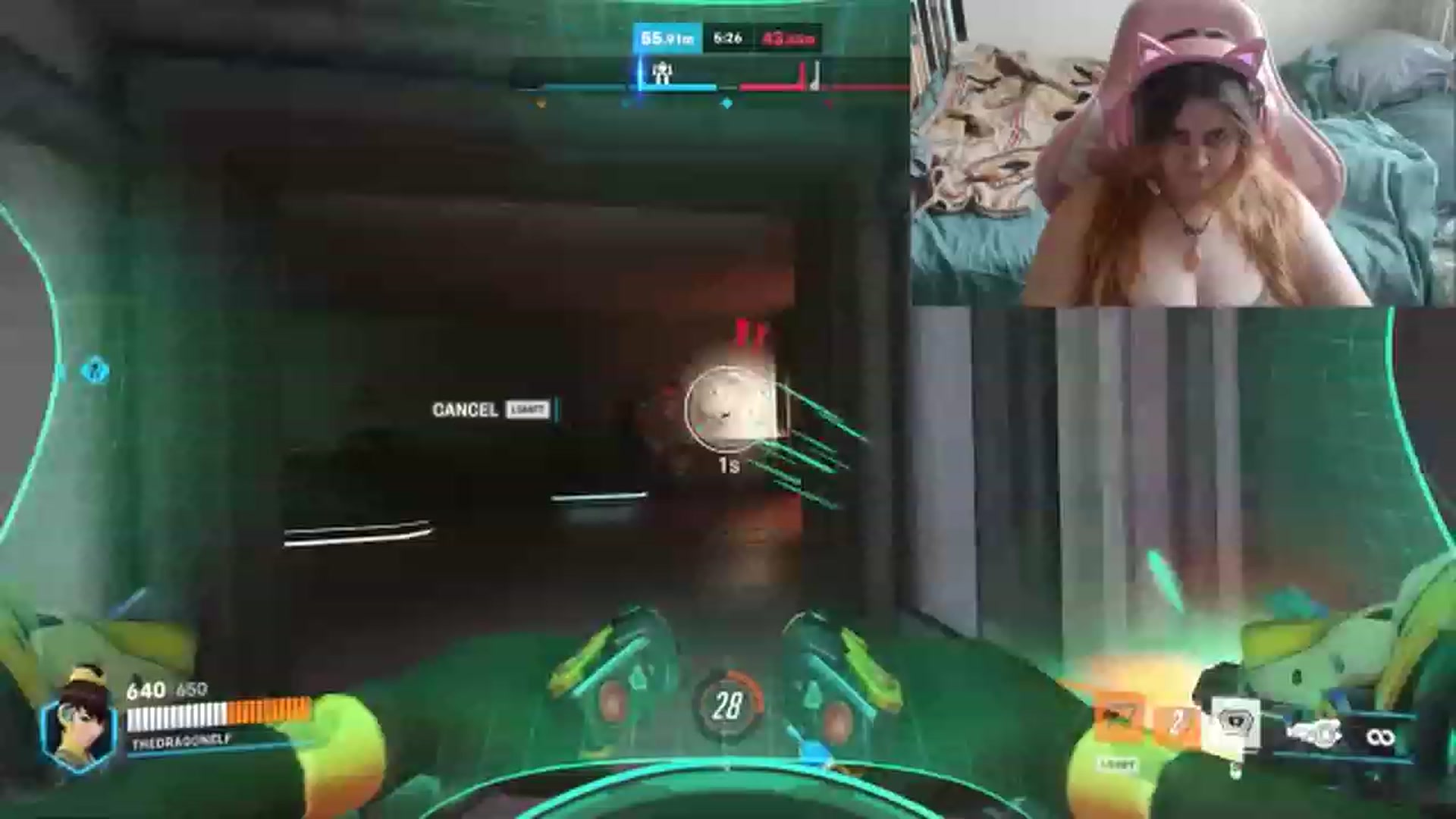 Gallery image thumbnail from UrGamerGirl's myfreecams stream on, 08/14/2023, 18:29 image 2 of 20