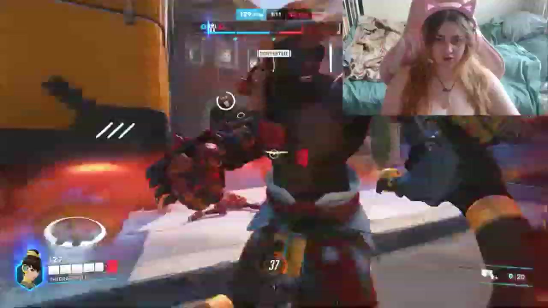 Gallery image thumbnail from UrGamerGirl's myfreecams stream on, 08/14/2023, 18:29 image 3 of 20