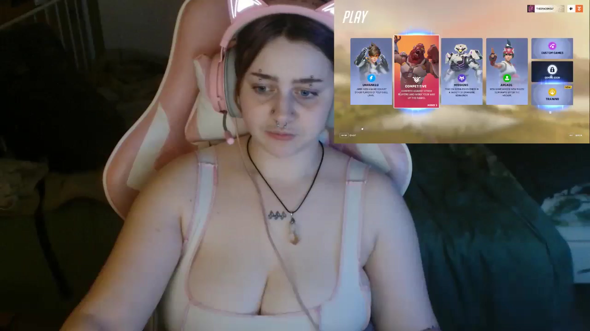 Gallery image thumbnail from UrGamerGirl's myfreecams stream on, 08/17/2023, 22:02 image 17 of 20