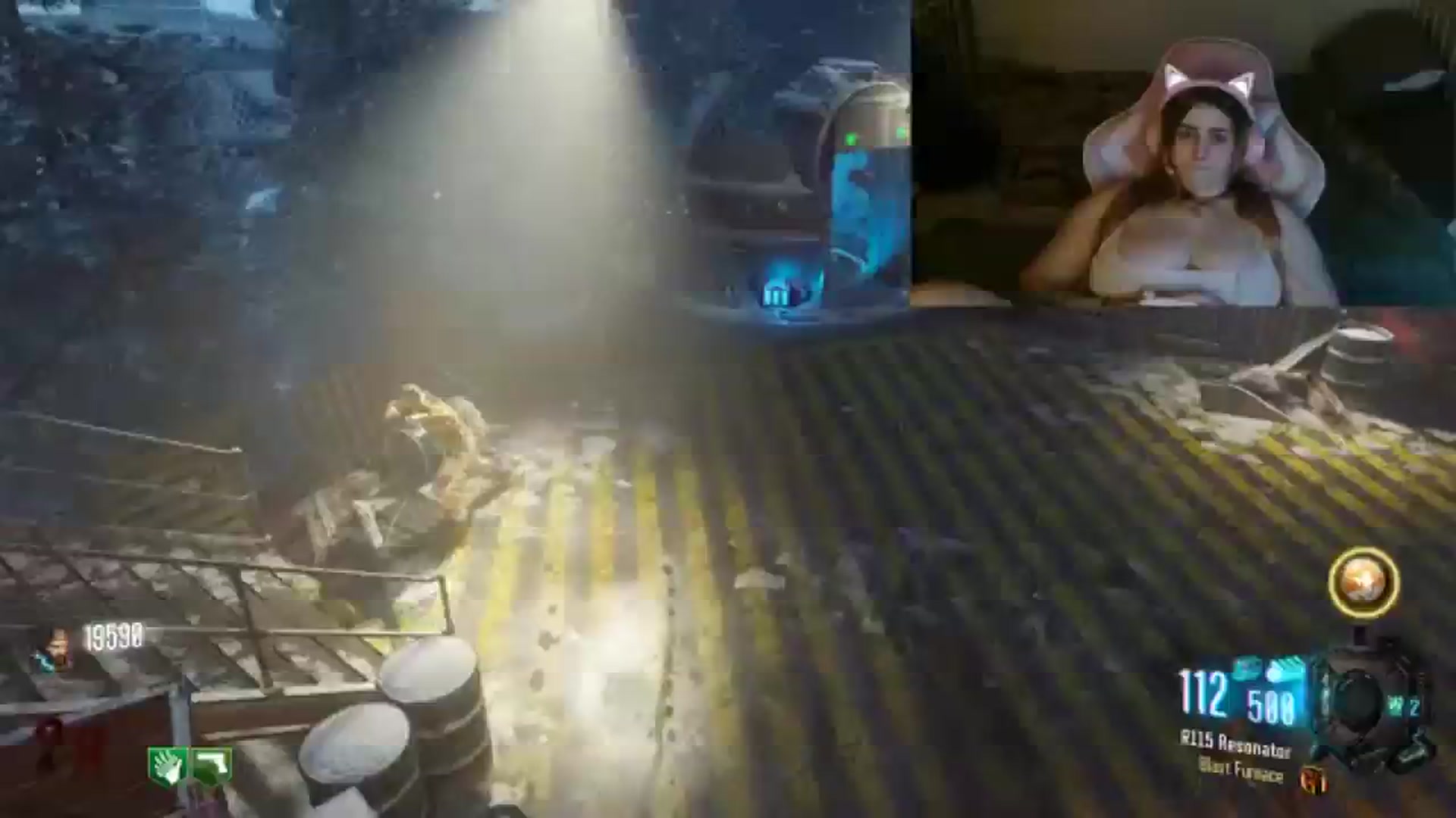 Gallery image thumbnail from UrGamerGirl's myfreecams stream on, 08/17/2023, 23:18 image 17 of 20