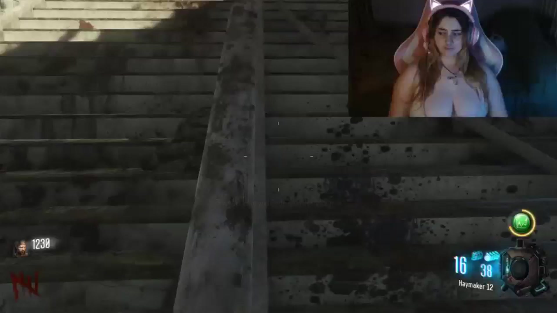 Gallery image thumbnail from UrGamerGirl's myfreecams stream on, 08/20/2023, 23:44 image 1 of 20