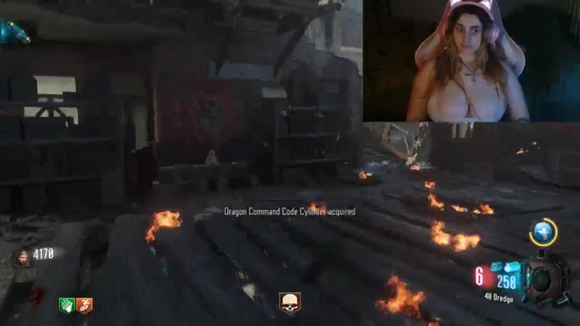 Gallery image thumbnail from UrGamerGirl's myfreecams stream on, 08/20/2023, 23:44 image 3 of 20