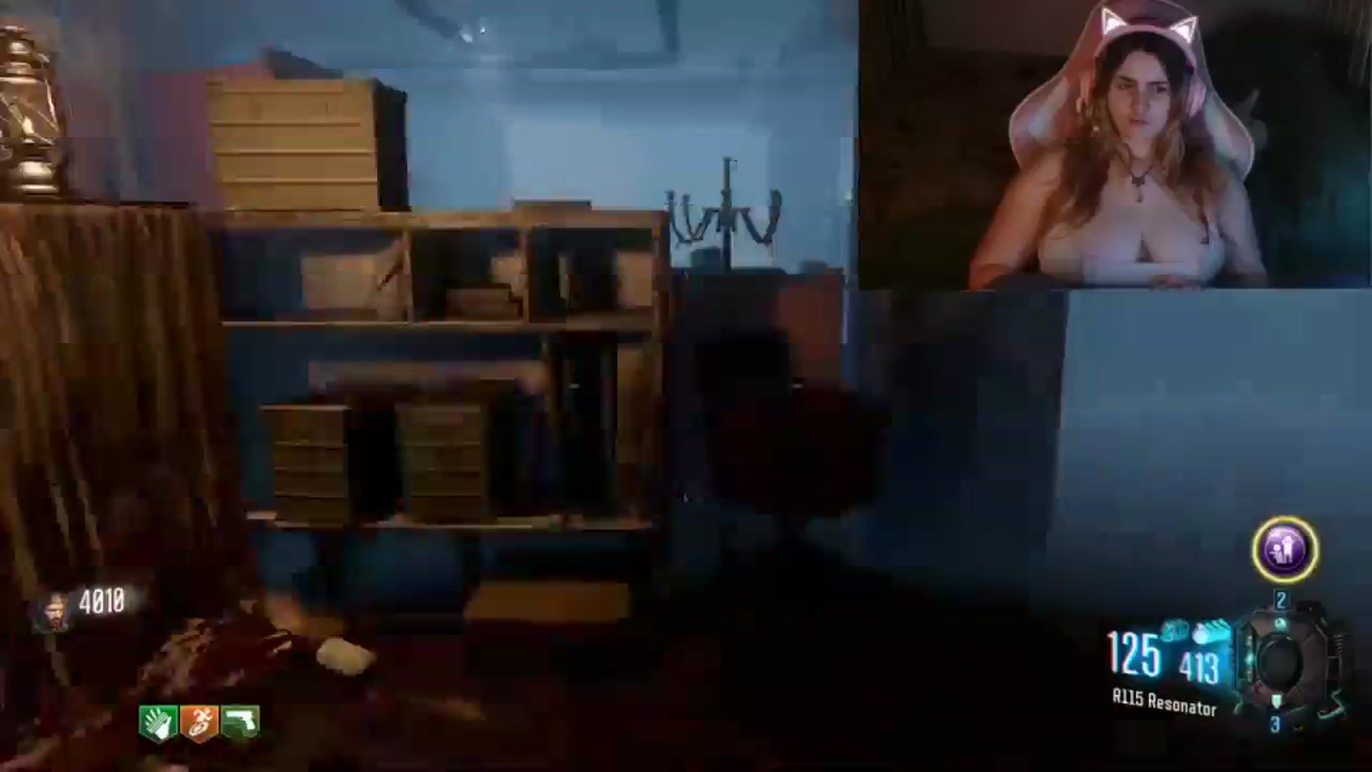 Gallery image thumbnail from UrGamerGirl's myfreecams stream on, 08/20/2023, 23:44 image 10 of 20