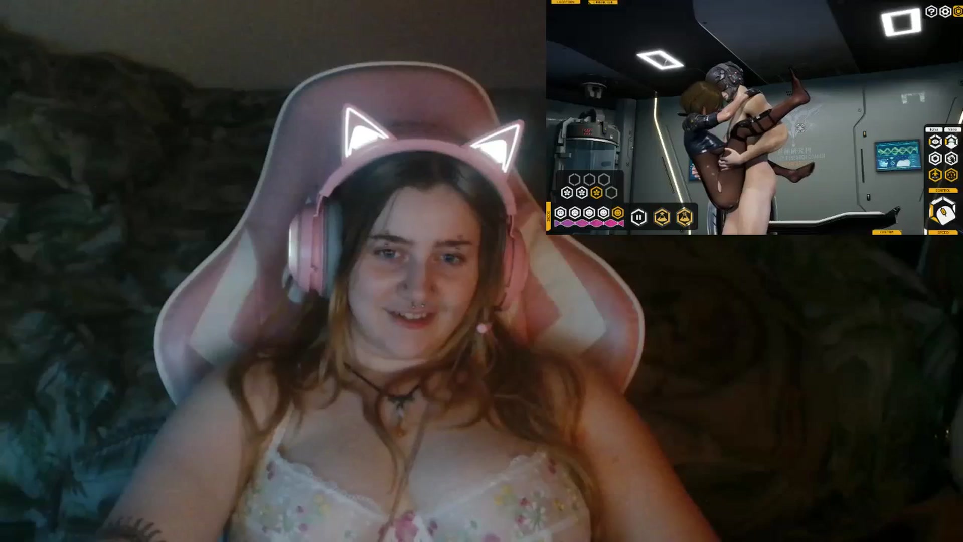 Gallery image thumbnail from UrGamerGirl's myfreecams stream on, 09/05/2023, 24:54 image 1 of 20