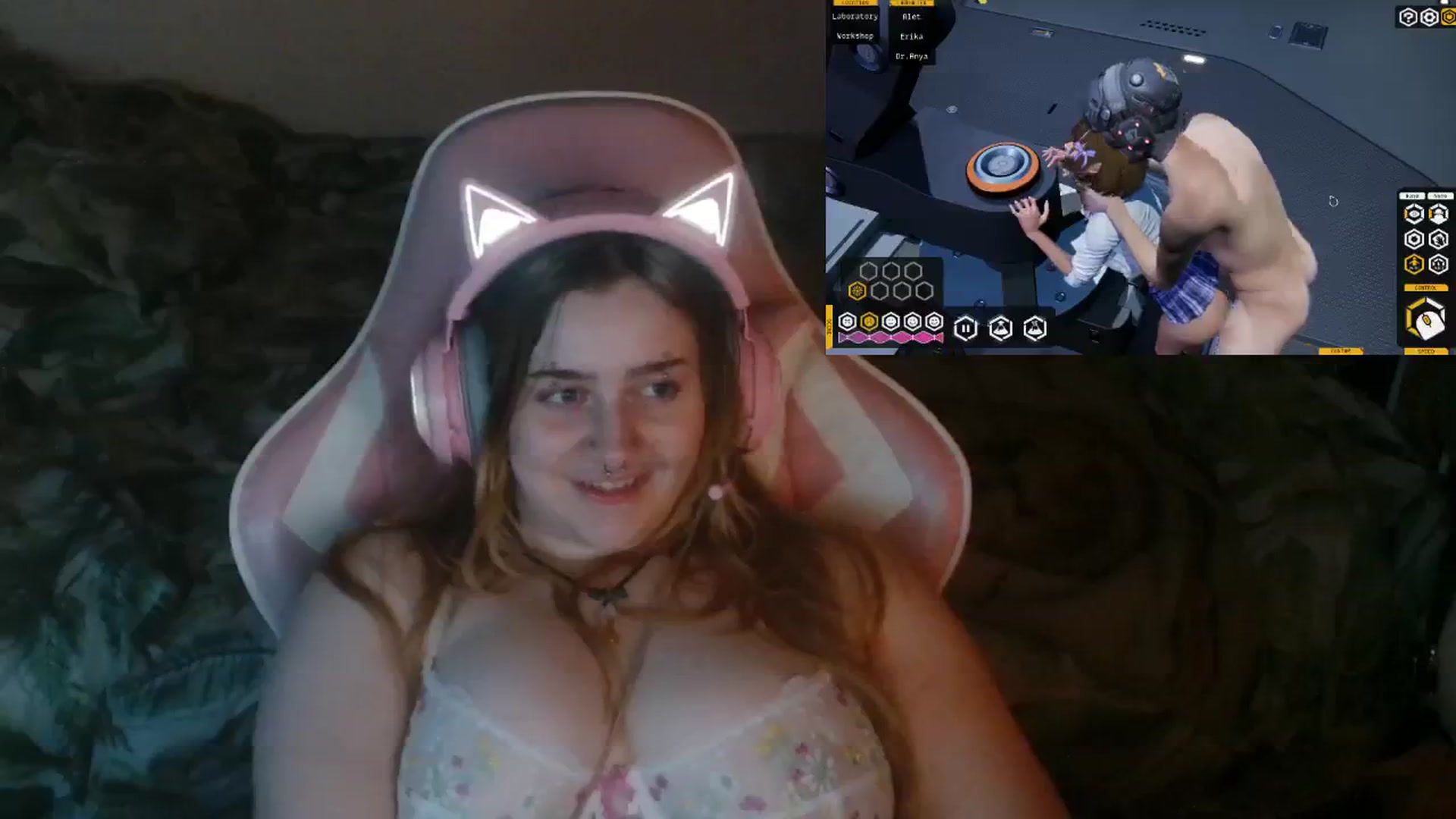 Gallery image thumbnail from UrGamerGirl's myfreecams stream on, 09/05/2023, 24:54 image 19 of 20