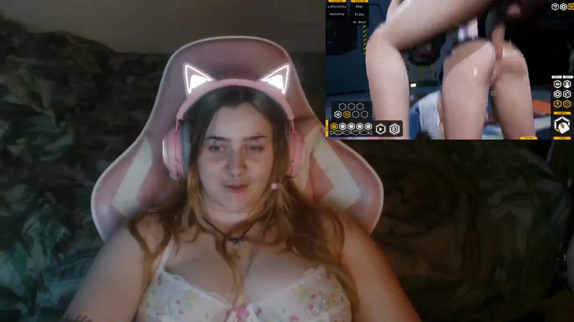 Gallery image thumbnail from UrGamerGirl's myfreecams stream on, 09/05/2023, 24:54 image 8 of 20