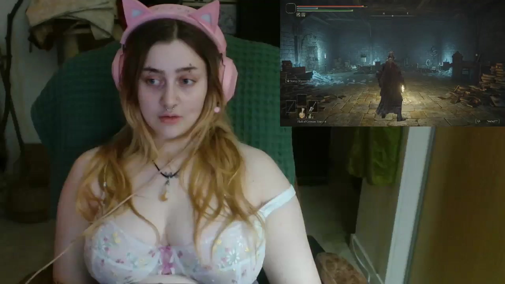 Gallery image thumbnail from UrGamerGirl's myfreecams stream on, 10/16/2023, 24:29 image 13 of 20