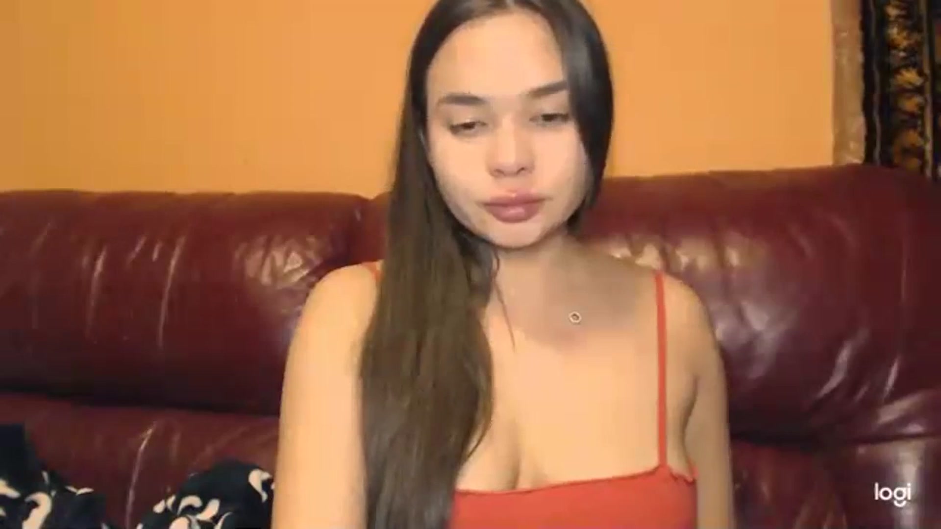 Gallery image thumbnail from UrLilunicorn's myfreecams stream on, 10/28/2023, 24:04 image 15 of 20