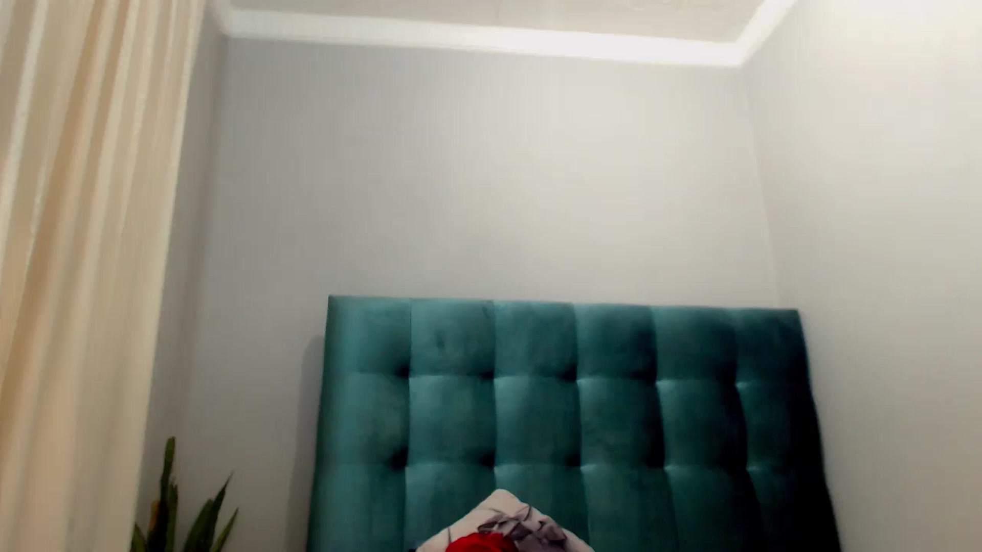 Gallery image thumbnail from UrMiss's myfreecams stream on, 06/20/2024, 19:30 image 18 of 20
