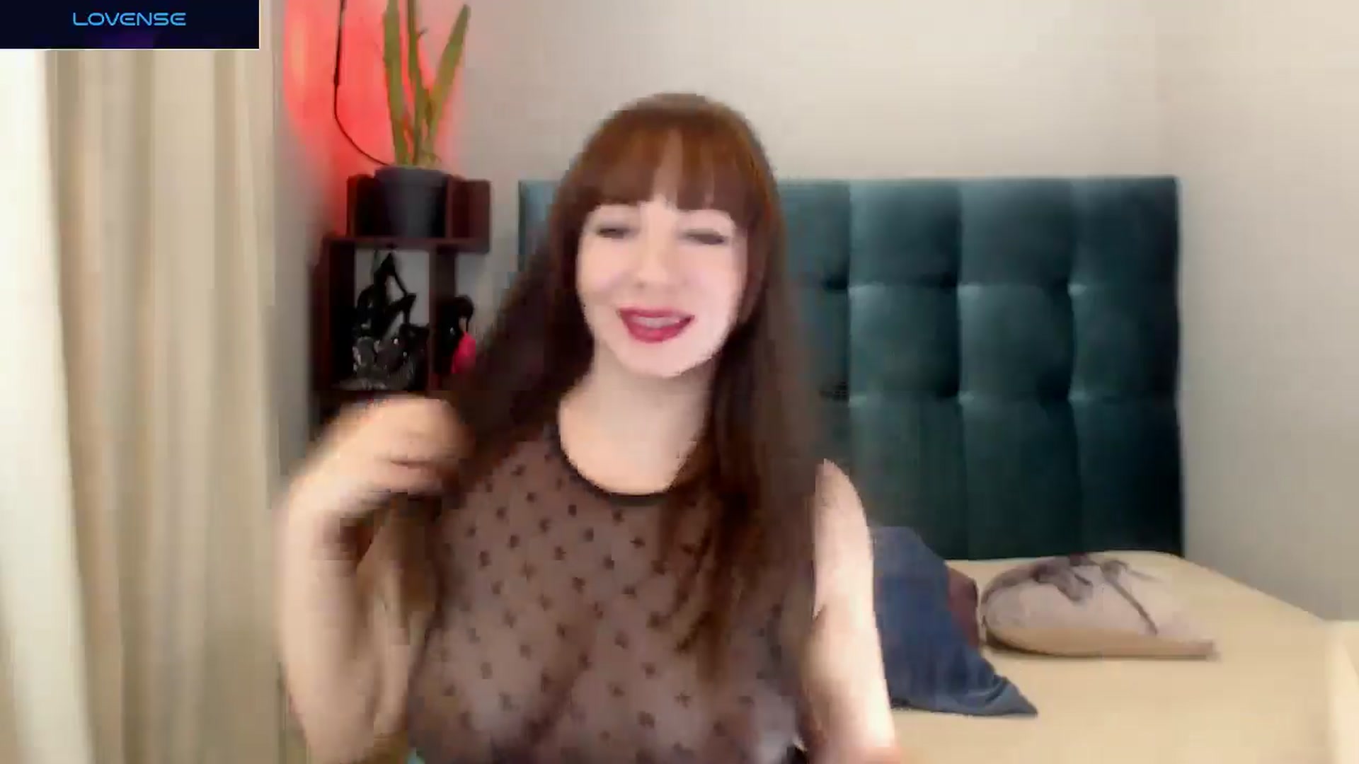 Gallery image thumbnail from UrMiss's myfreecams stream on, 10/17/2024, 16:31 image 10 of 20