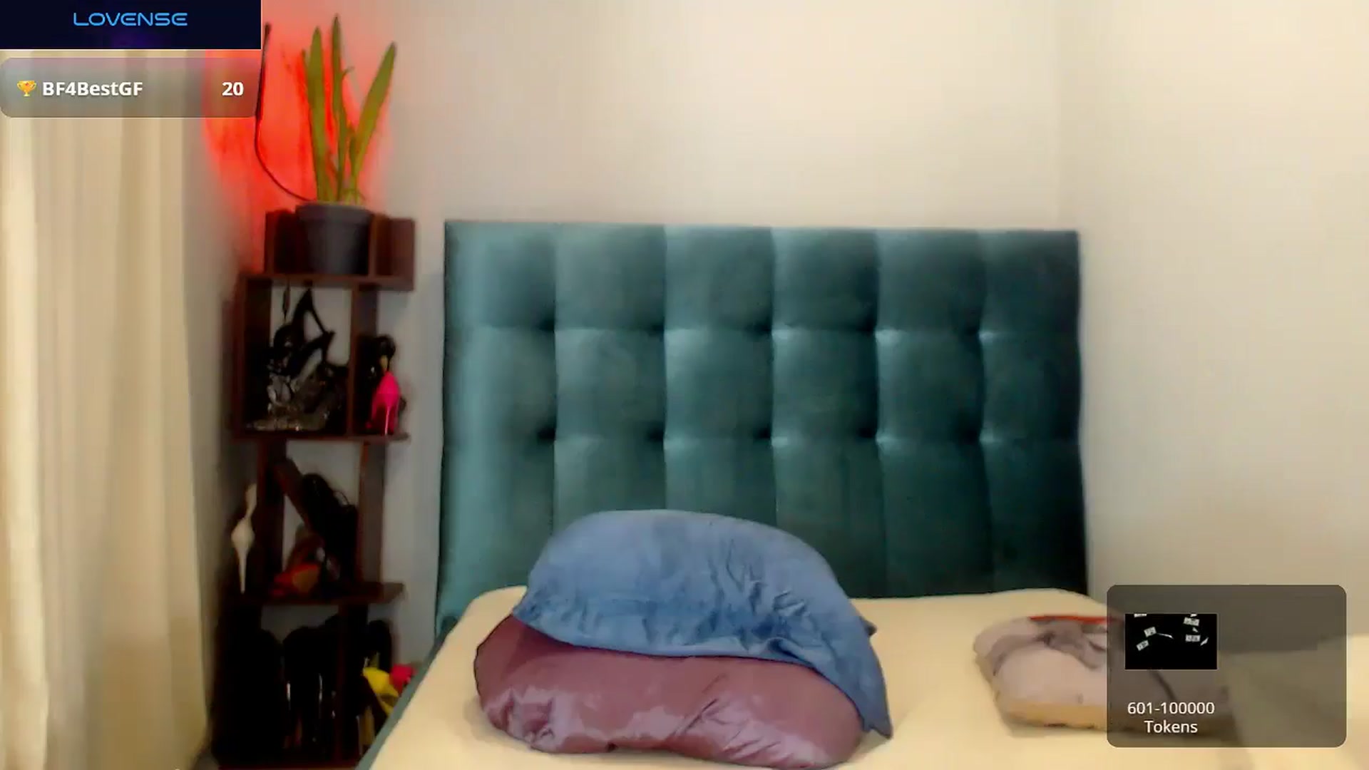 Gallery image thumbnail from UrMiss's myfreecams stream on, 11/06/2024, 19:50 image 4 of 20