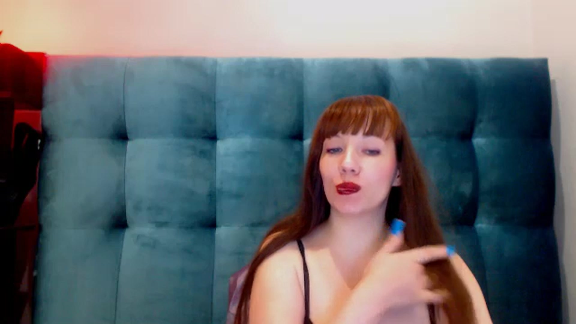 Gallery image thumbnail from UrMiss's myfreecams stream on, 06/19/2025, 19:29 image 6 of 20