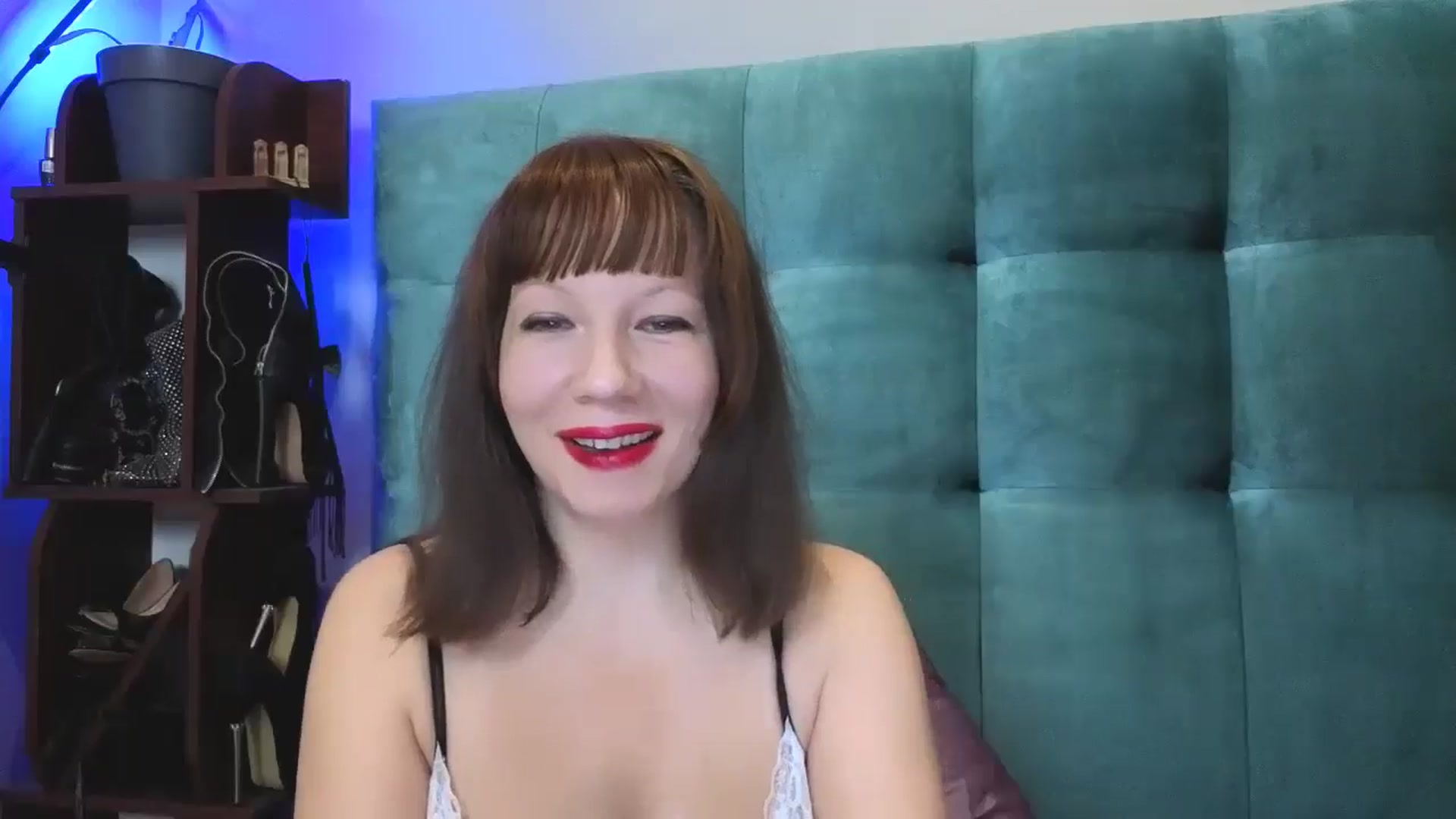 Gallery image thumbnail from UrMiss's myfreecams stream on, 08/20/2025, 17:41 image 18 of 20