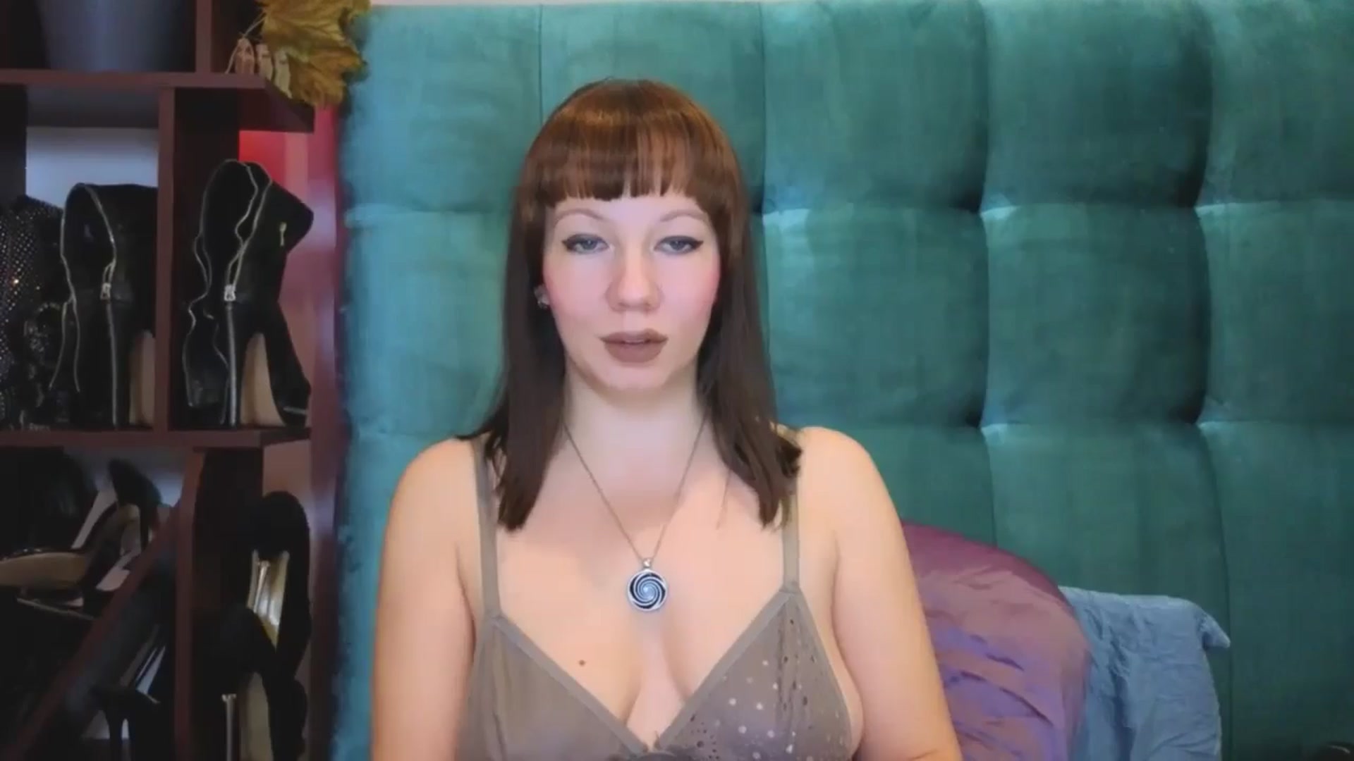 Gallery image thumbnail from UrMiss's myfreecams stream on, 10/29/2025, 21:40 image 4 of 20