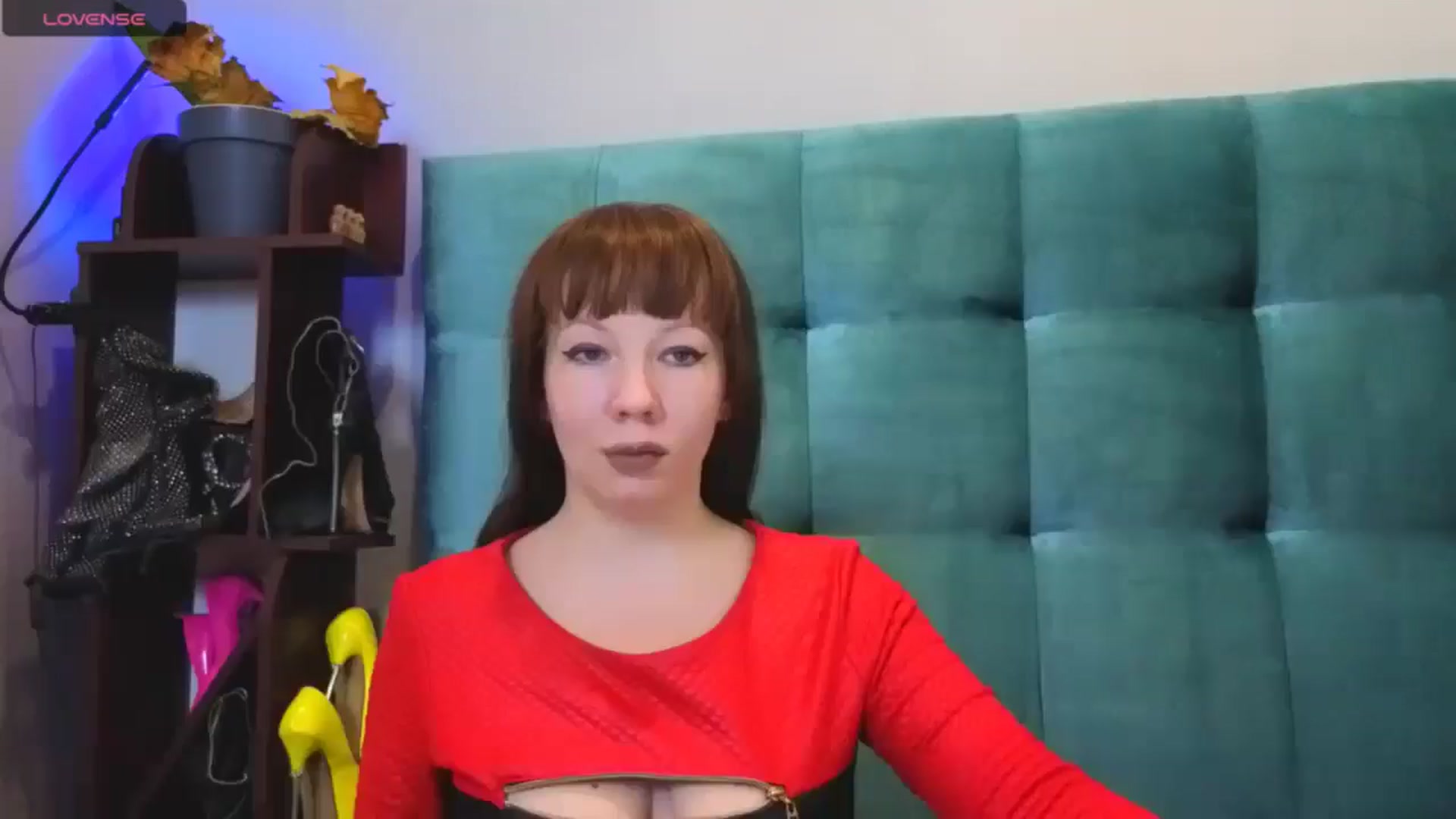 Gallery image thumbnail from UrMiss's myfreecams stream on, 11/06/2025, 19:06 image 1 of 20