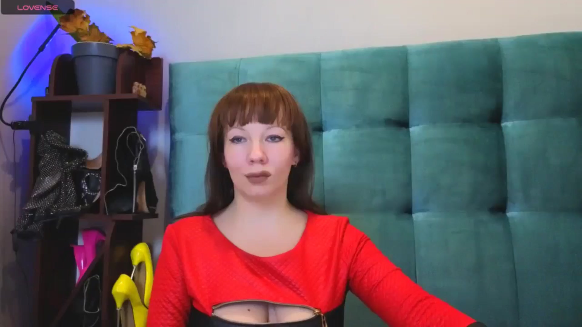 Gallery image thumbnail from UrMiss's myfreecams stream on, 11/06/2025, 19:06 image 3 of 20
