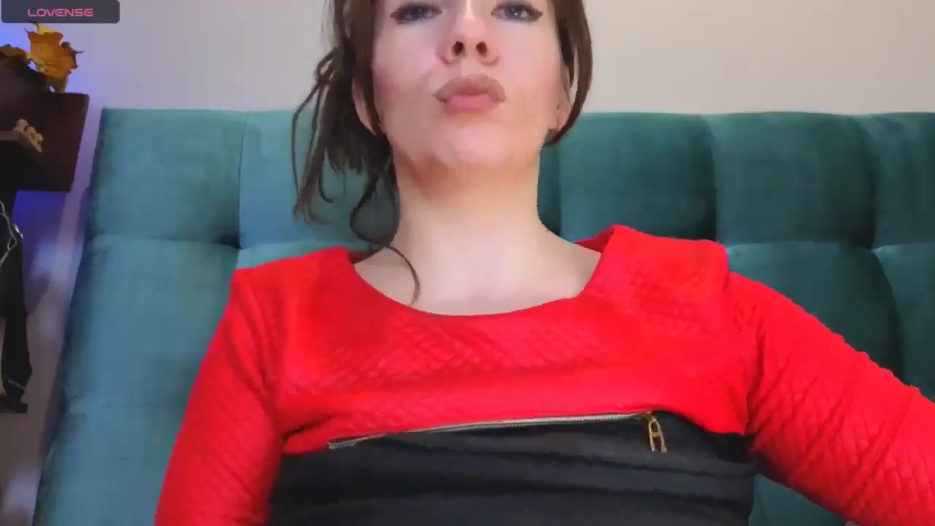 Gallery image thumbnail from UrMiss's myfreecams stream on, 11/06/2025, 20:59 image 4 of 20