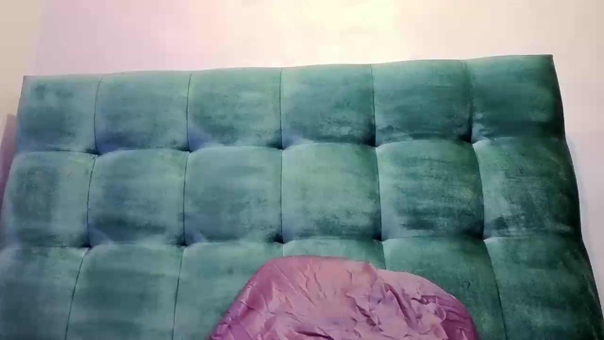 Gallery image thumbnail from UrMiss's myfreecams stream on, 06/19/2026, 18:38 image 15 of 20