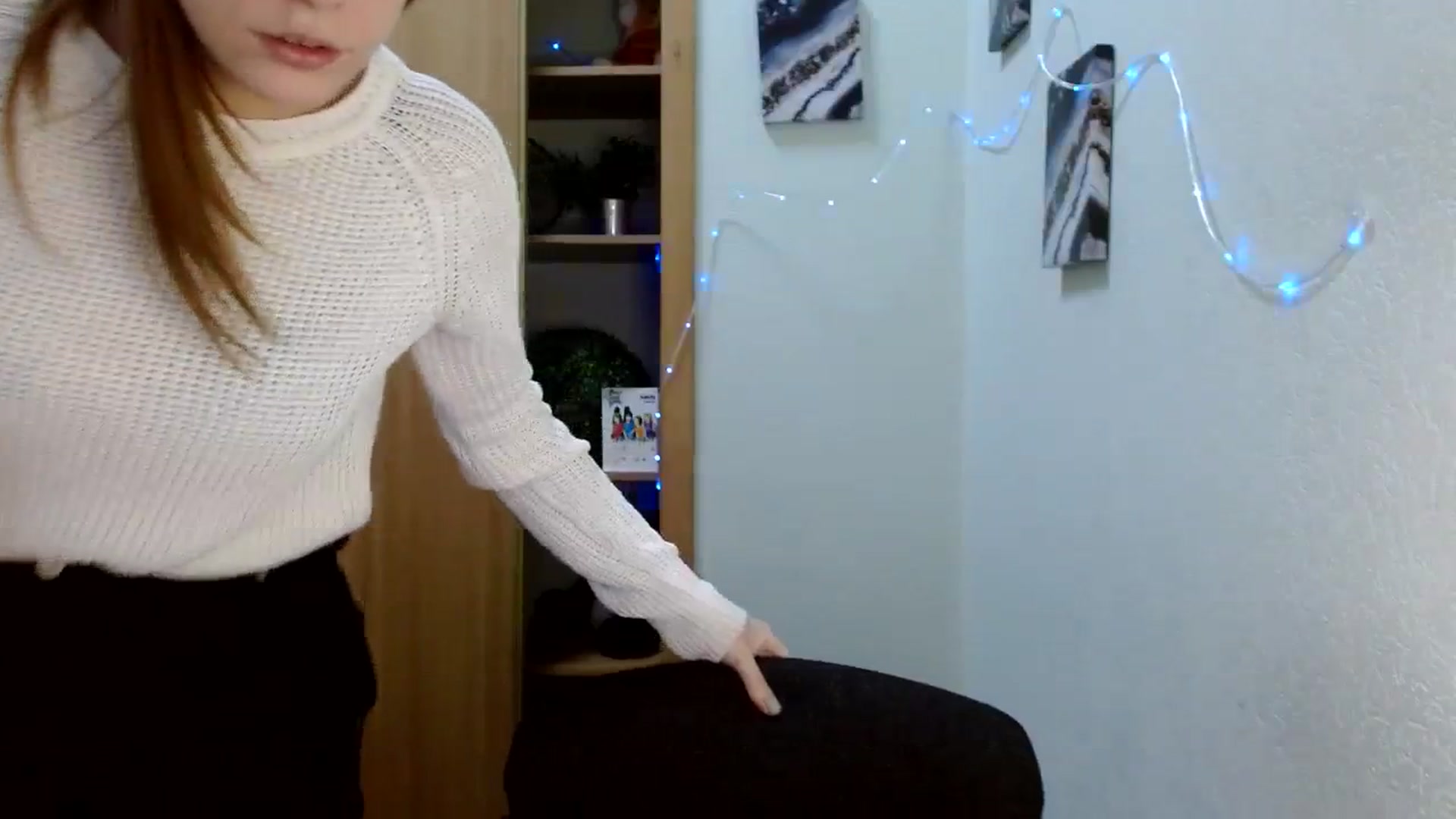 Gallery image thumbnail from Ur_Jenny's myfreecams stream on, 11/23/2023, 11:38 image 5 of 20