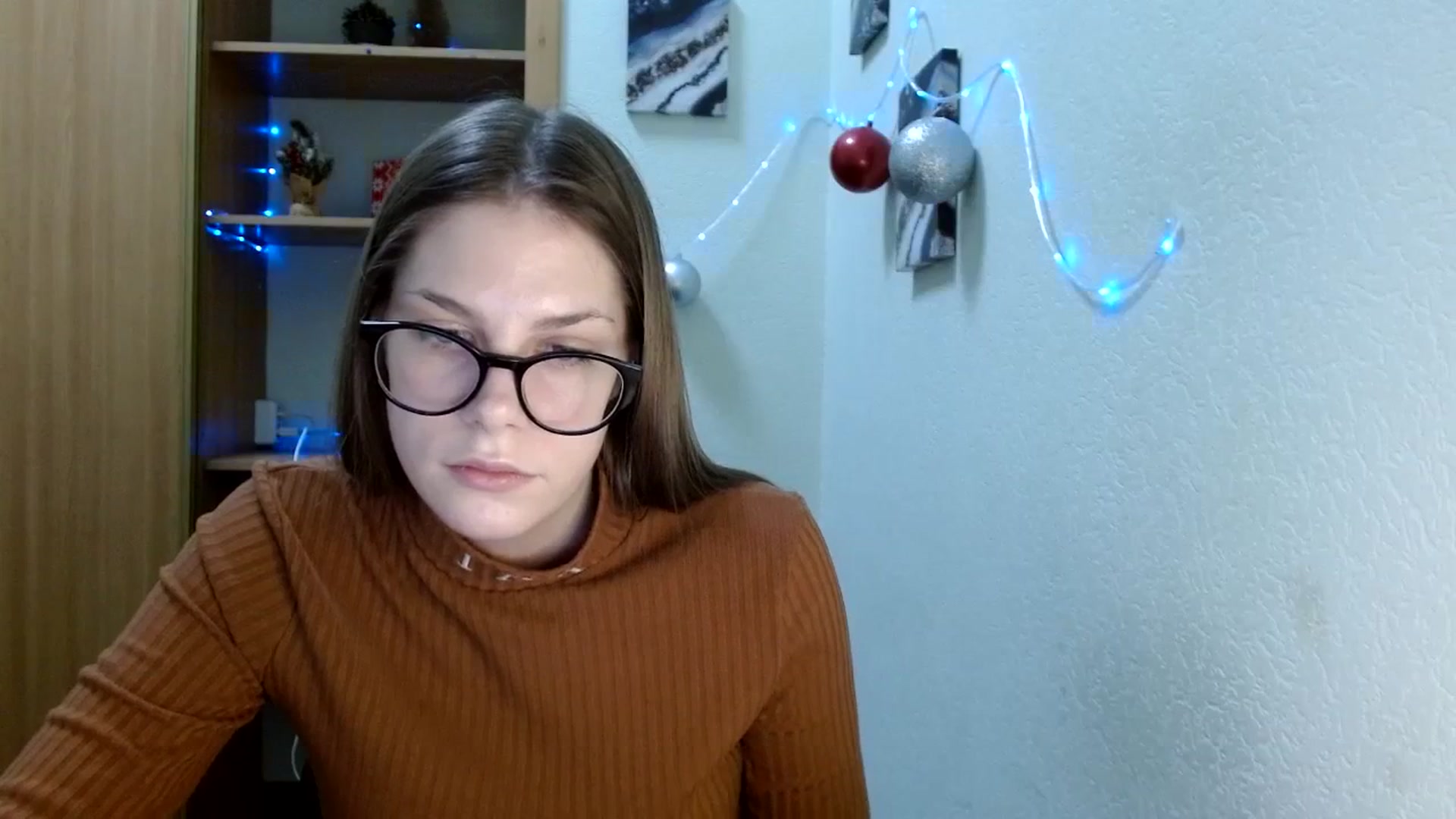 Gallery image thumbnail from Ur_Jenny's myfreecams stream on, 12/25/2023, 11:03 image 16 of 20