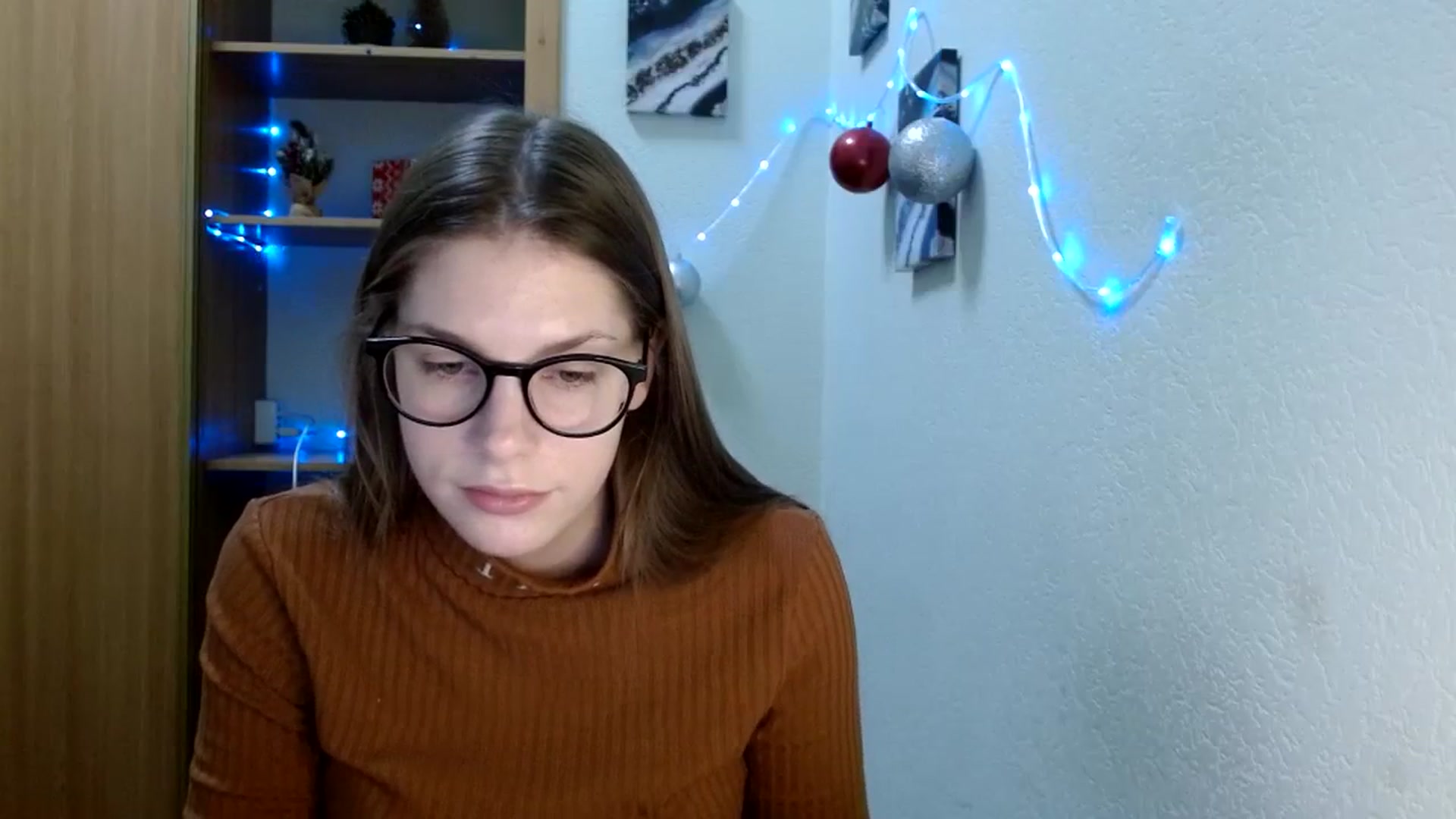 Gallery image thumbnail from Ur_Jenny's myfreecams stream on, 12/25/2023, 11:03 image 5 of 20