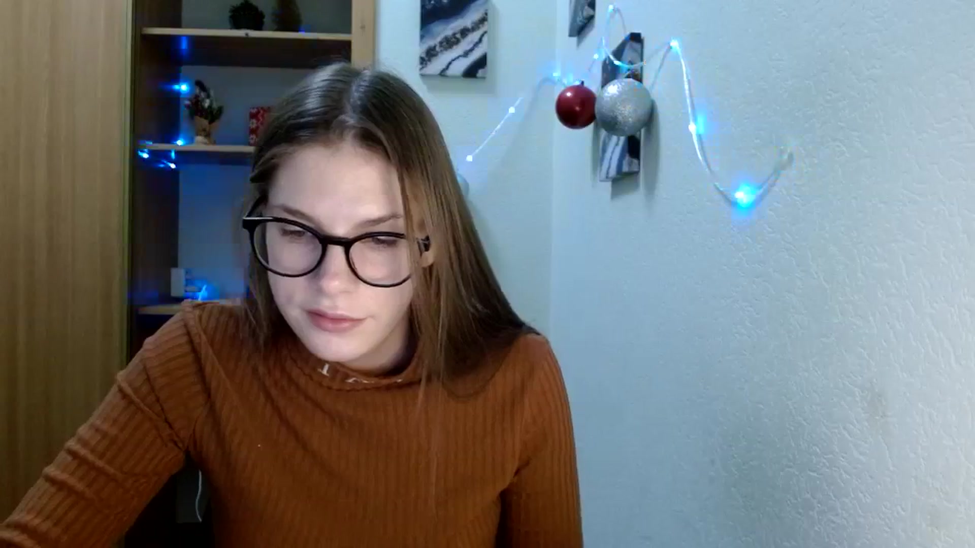 Gallery image thumbnail from Ur_Jenny's myfreecams stream on, 12/25/2023, 11:03 image 4 of 20