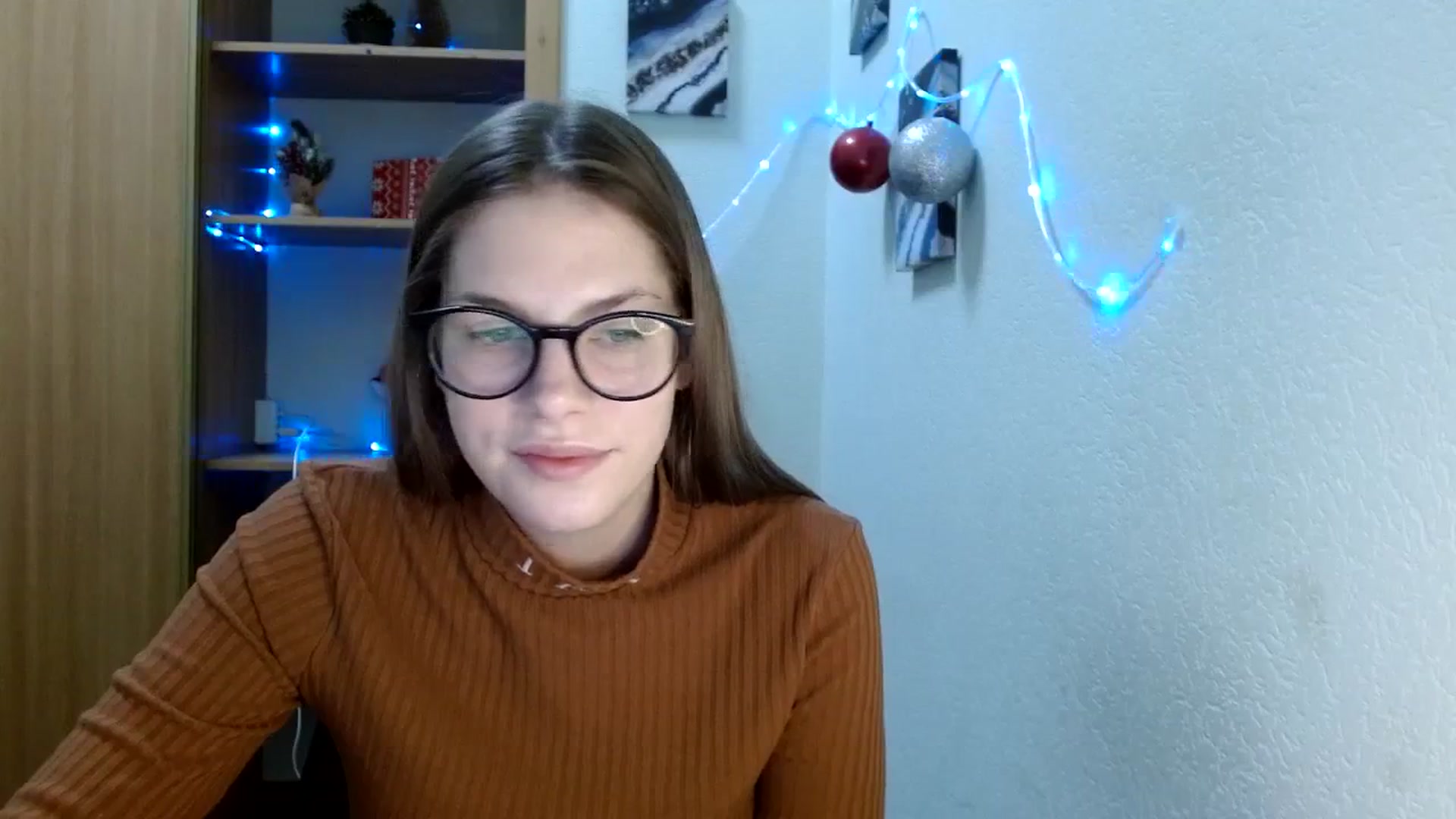Gallery image thumbnail from Ur_Jenny's myfreecams stream on, 12/25/2023, 11:03 image 15 of 20