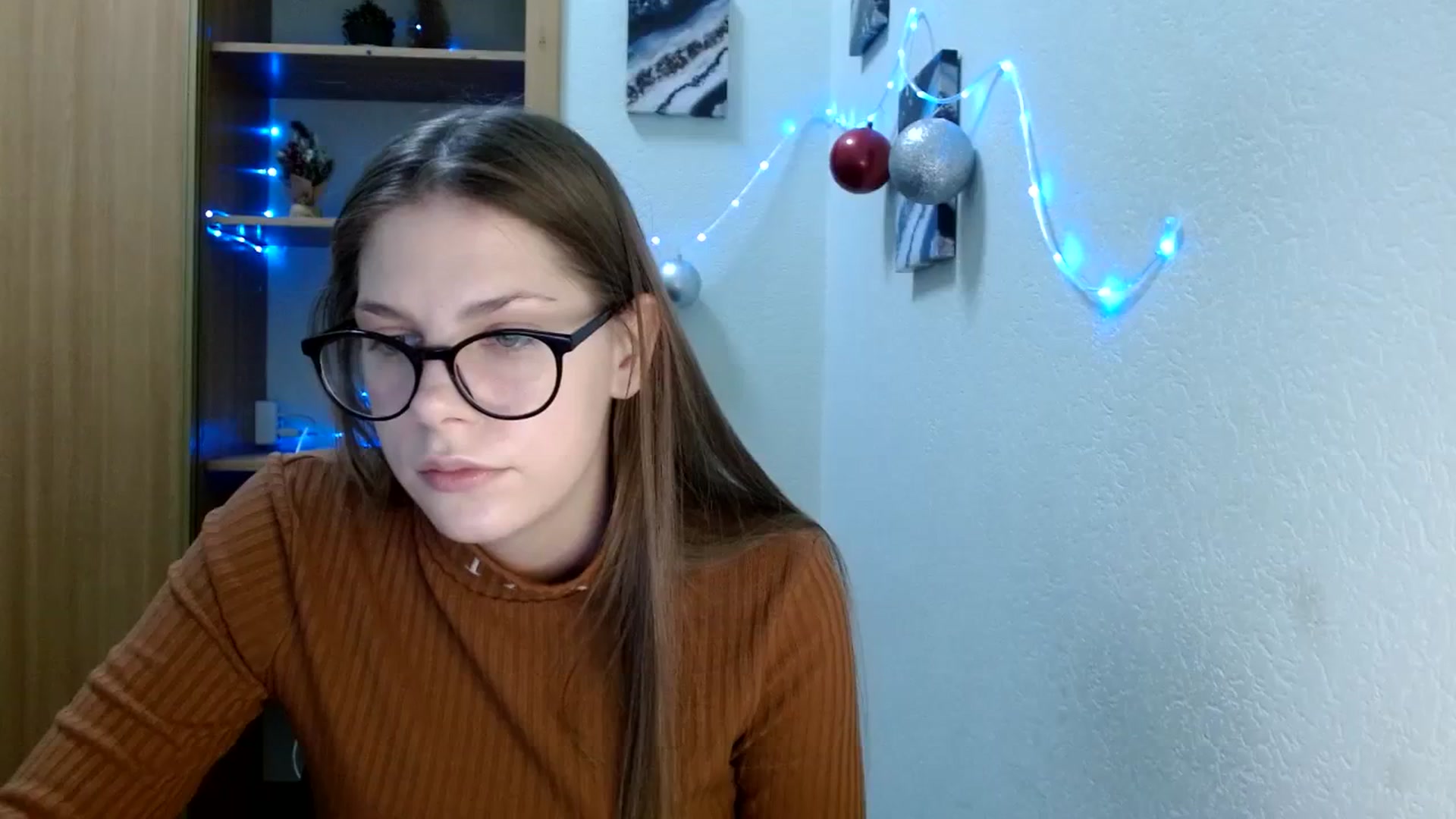 Gallery image thumbnail from Ur_Jenny's myfreecams stream on, 12/25/2023, 11:03 image 8 of 20