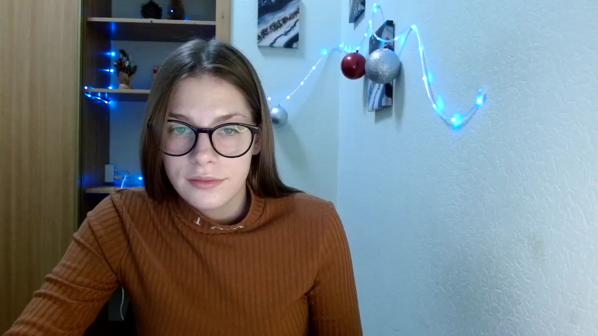 Gallery image thumbnail from Ur_Jenny's myfreecams stream on, 12/25/2023, 11:03 image 11 of 20
