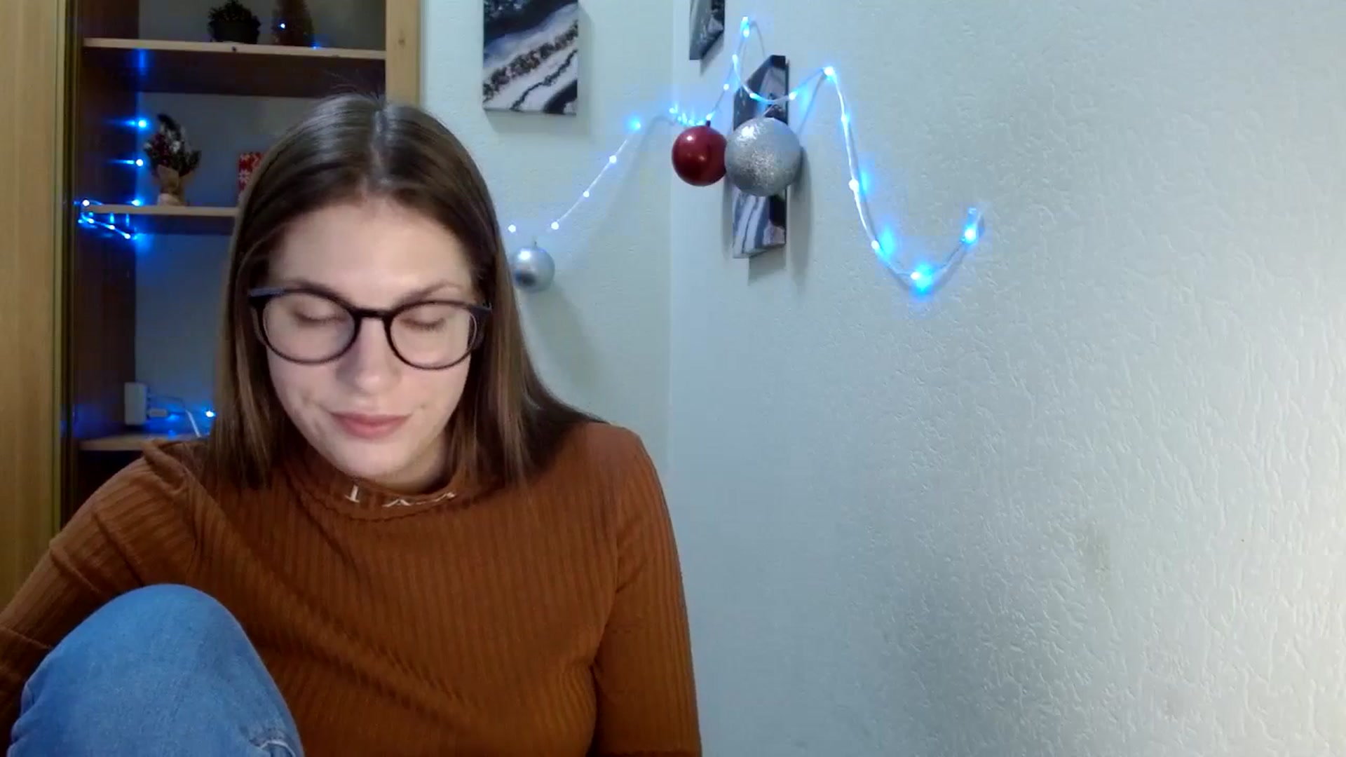 Gallery image thumbnail from Ur_Jenny's myfreecams stream on, 12/25/2023, 11:34 image 6 of 20