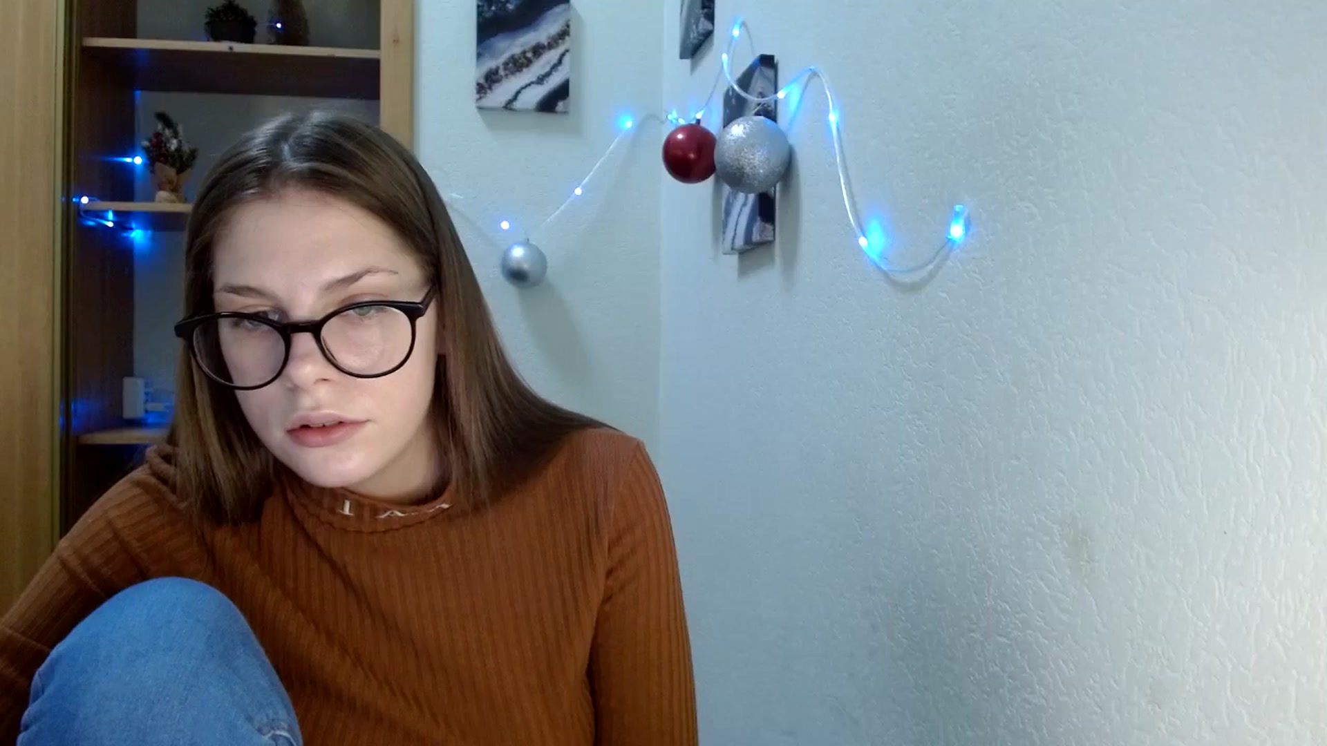 Gallery image thumbnail from Ur_Jenny's myfreecams stream on, 12/25/2023, 11:34 image 10 of 20