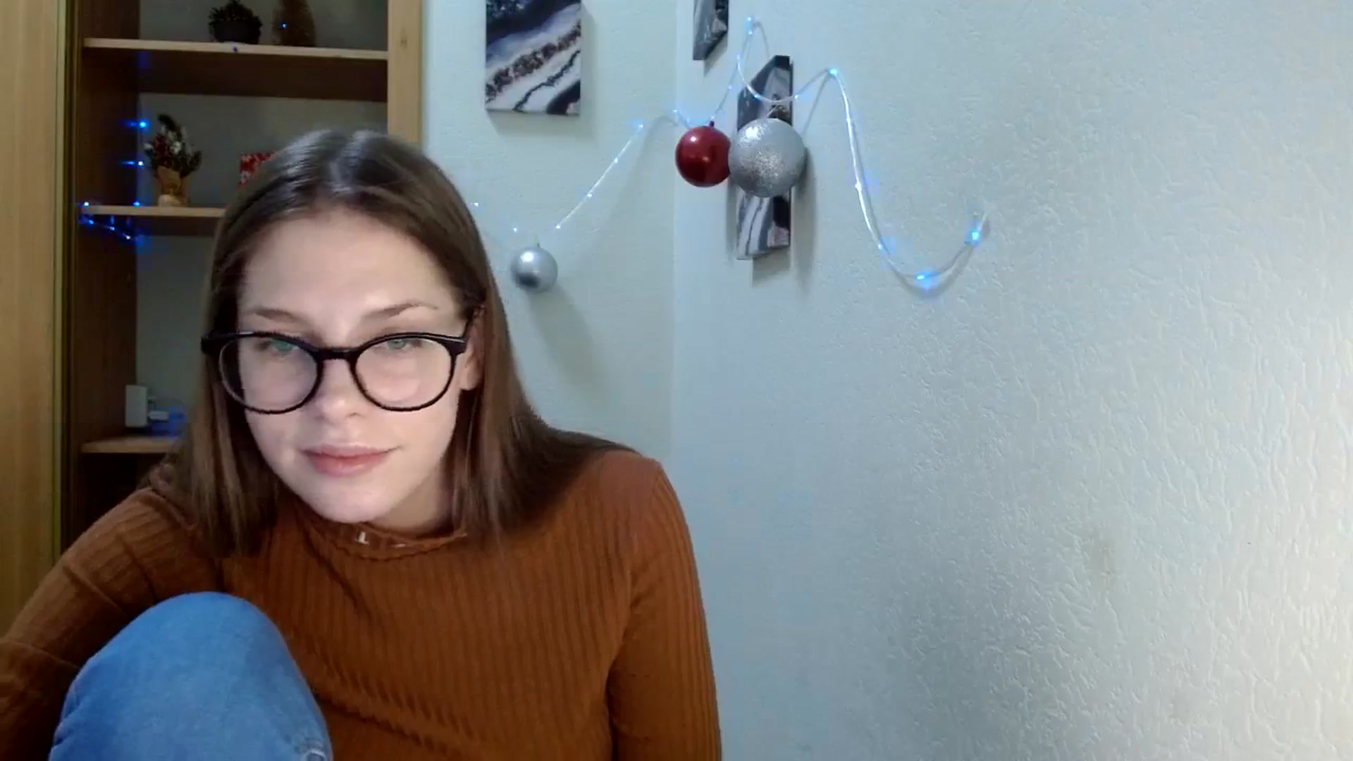 Gallery image thumbnail from Ur_Jenny's myfreecams stream on, 12/25/2023, 11:34 image 15 of 20