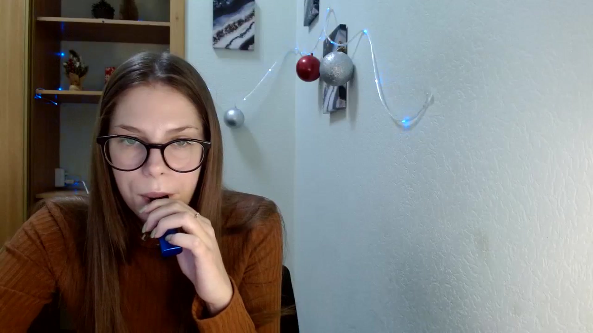 Gallery image thumbnail from Ur_Jenny's myfreecams stream on, 12/25/2023, 12:08 image 6 of 20