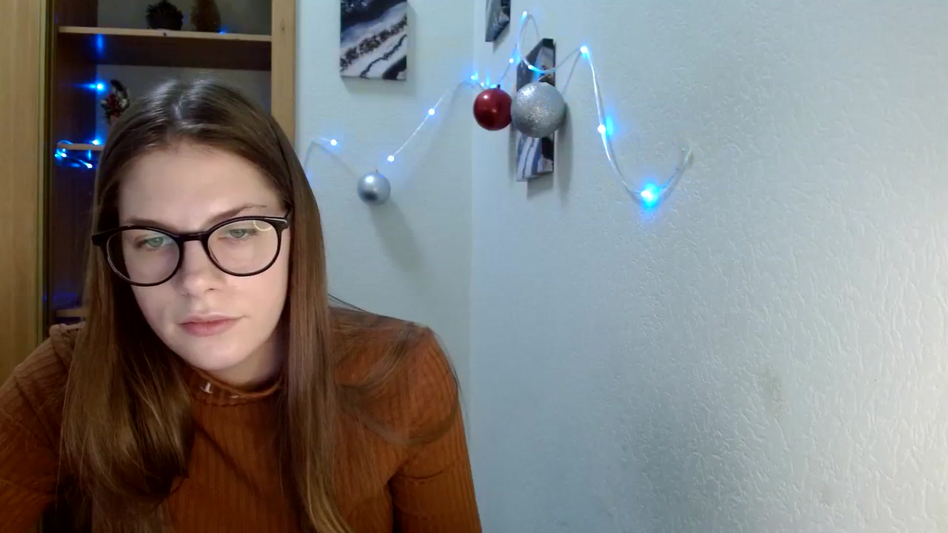 Gallery image thumbnail from Ur_Jenny's myfreecams stream on, 12/25/2023, 12:08 image 9 of 20