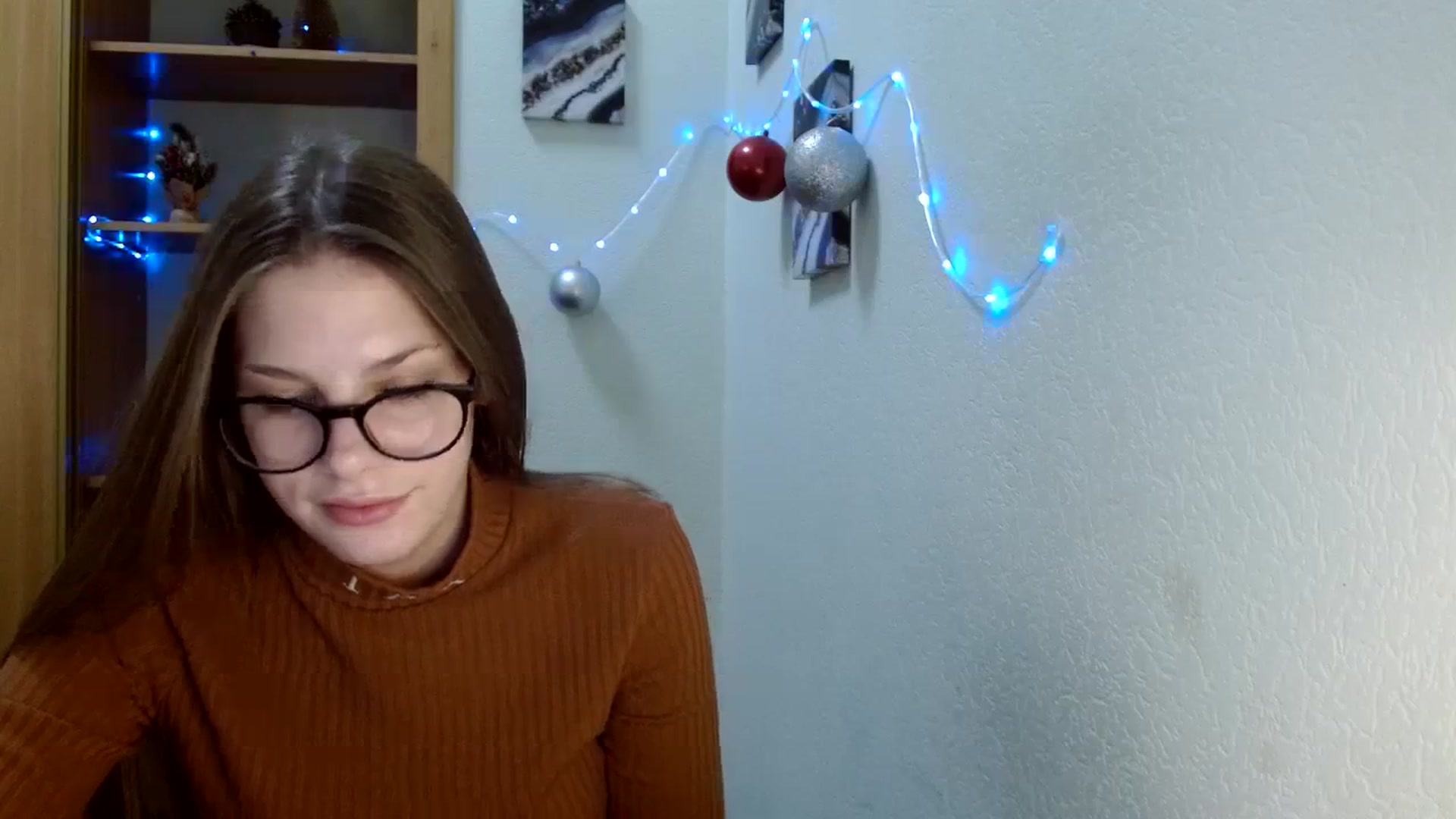 Gallery image thumbnail from Ur_Jenny's myfreecams stream on, 12/25/2023, 12:08 image 15 of 20