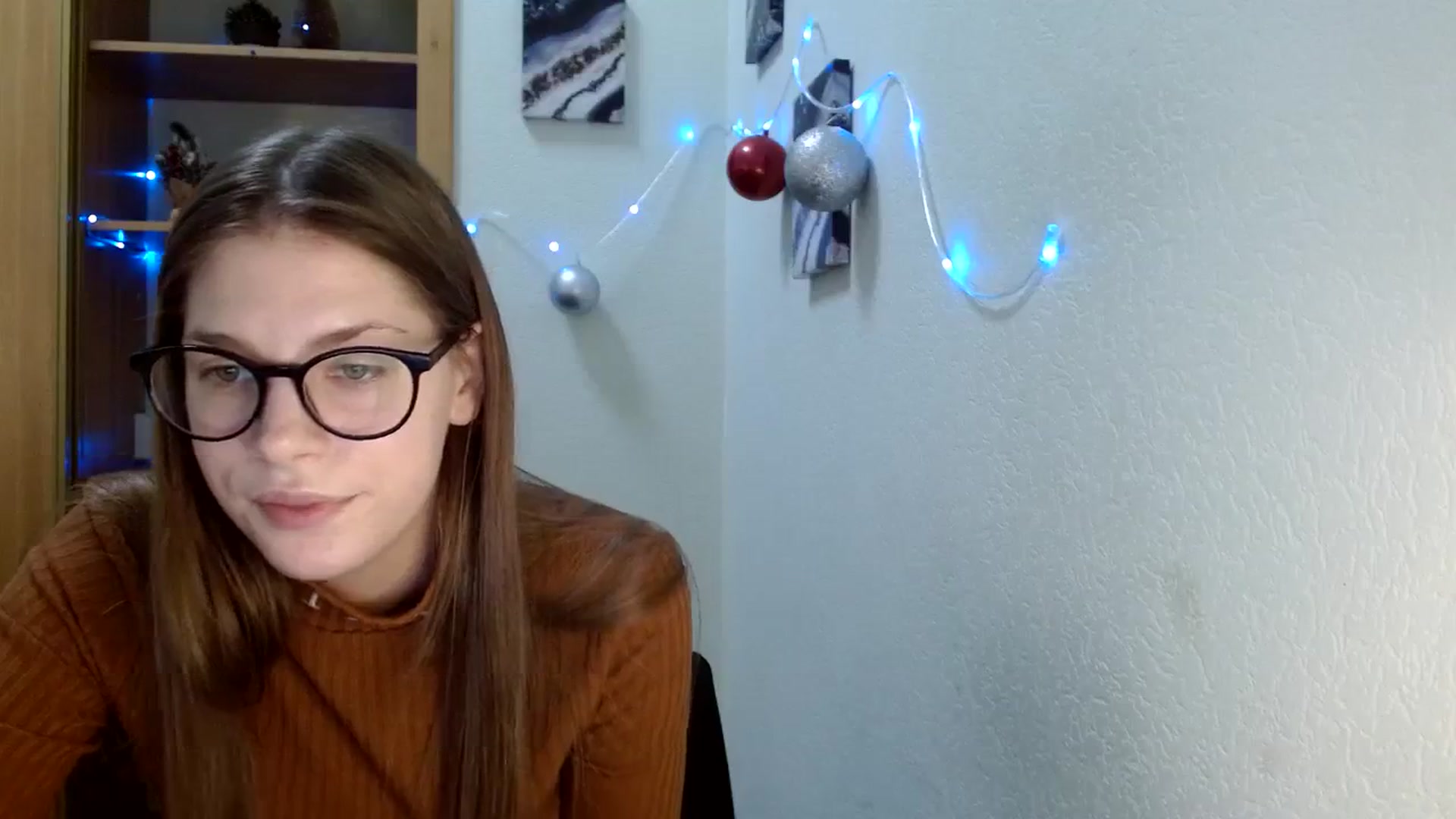 Gallery image thumbnail from Ur_Jenny's myfreecams stream on, 12/25/2023, 12:08 image 7 of 20