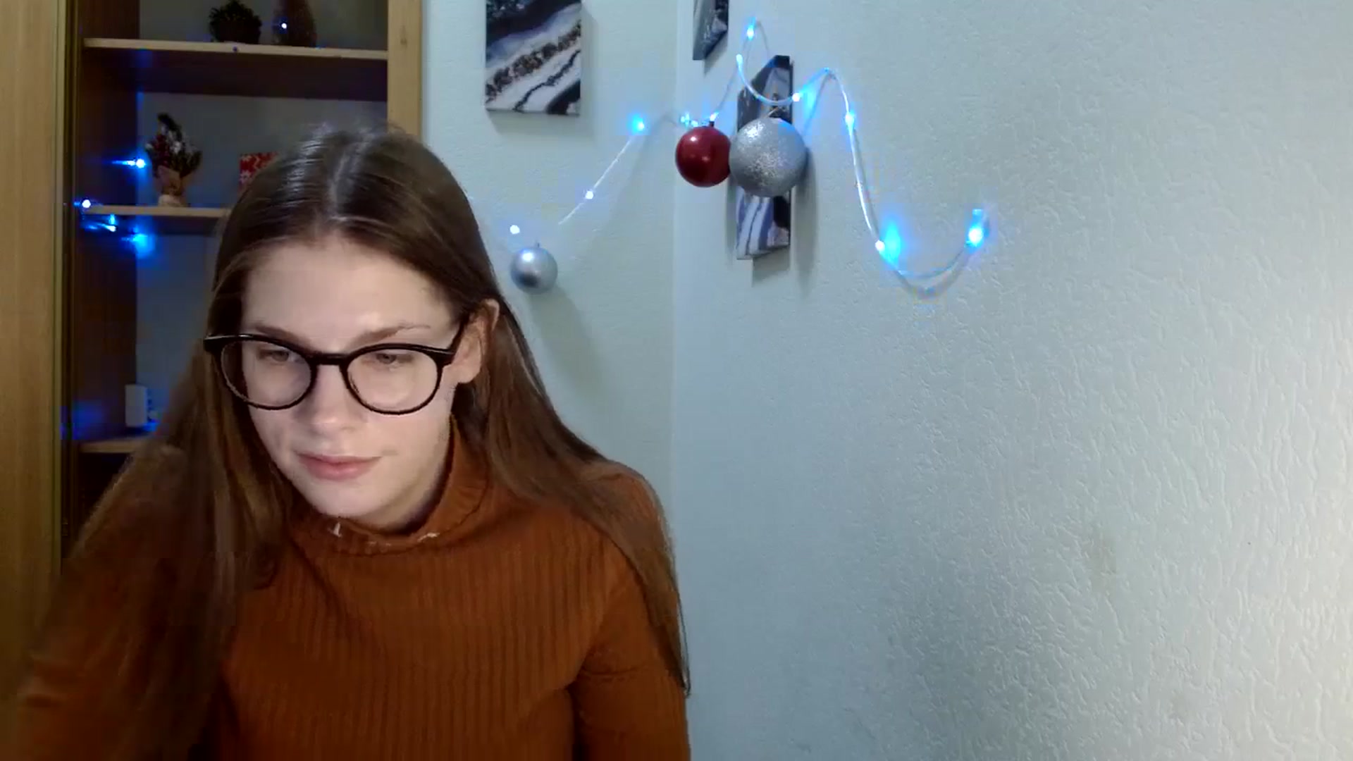 Gallery image thumbnail from Ur_Jenny's myfreecams stream on, 12/25/2023, 12:08 image 16 of 20