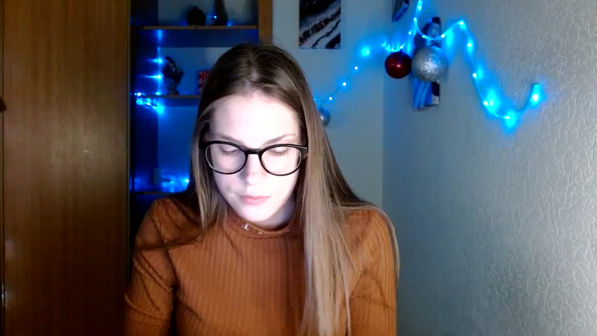 Gallery image thumbnail from Ur_Jenny's myfreecams stream on, 12/25/2023, 12:27 image 19 of 20
