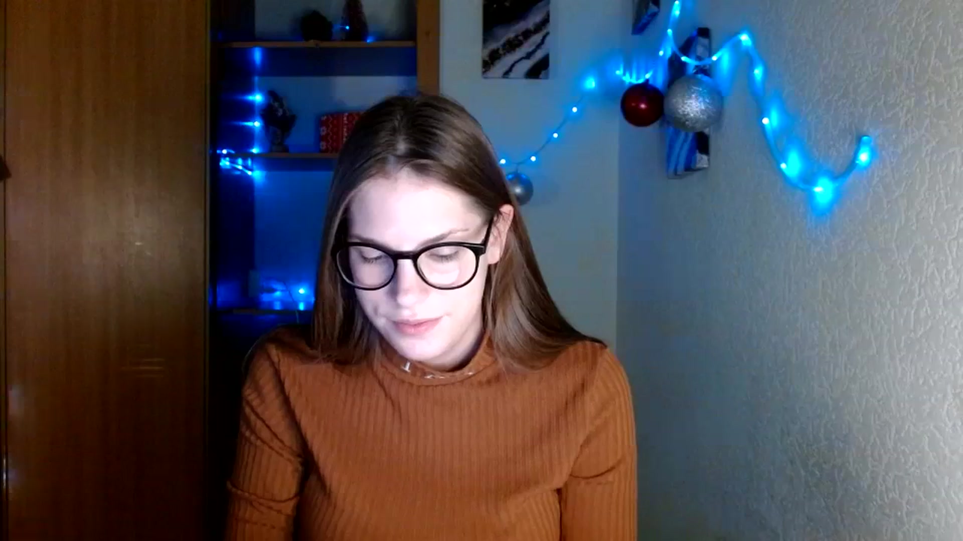 Gallery image thumbnail from Ur_Jenny's myfreecams stream on, 12/25/2023, 12:27 image 10 of 20