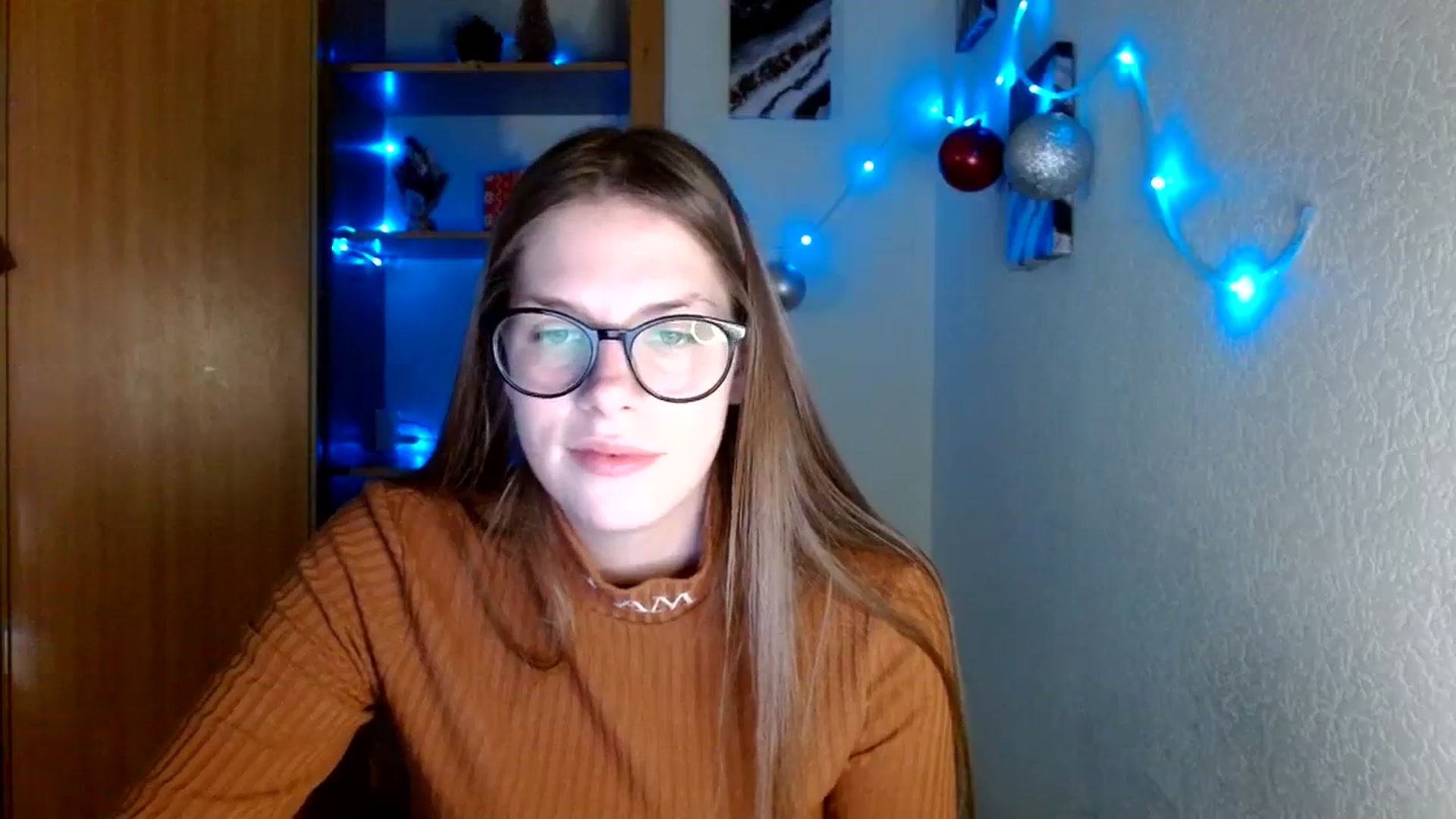 Gallery image thumbnail from Ur_Jenny's myfreecams stream on, 12/25/2023, 14:20 image 13 of 20