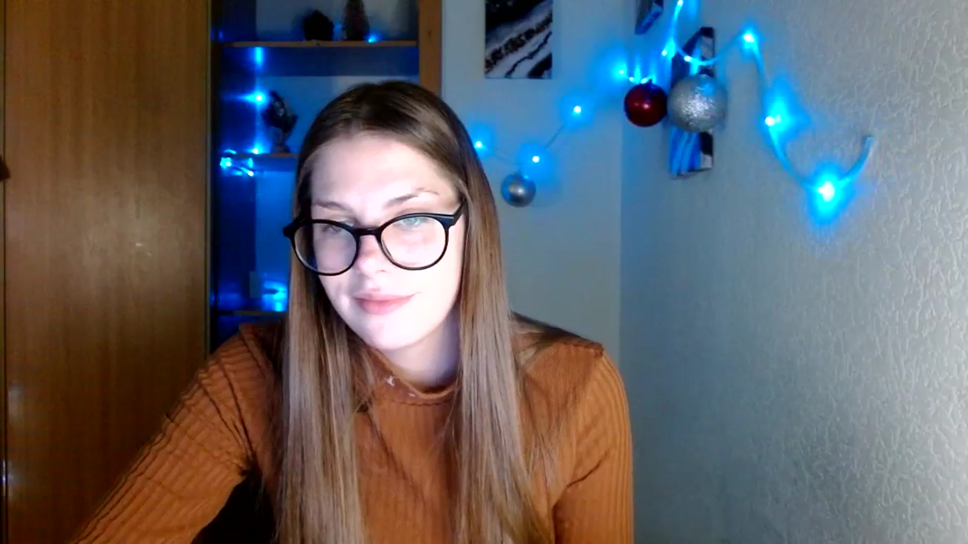 Gallery image thumbnail from Ur_Jenny's myfreecams stream on, 12/25/2023, 14:20 image 5 of 20